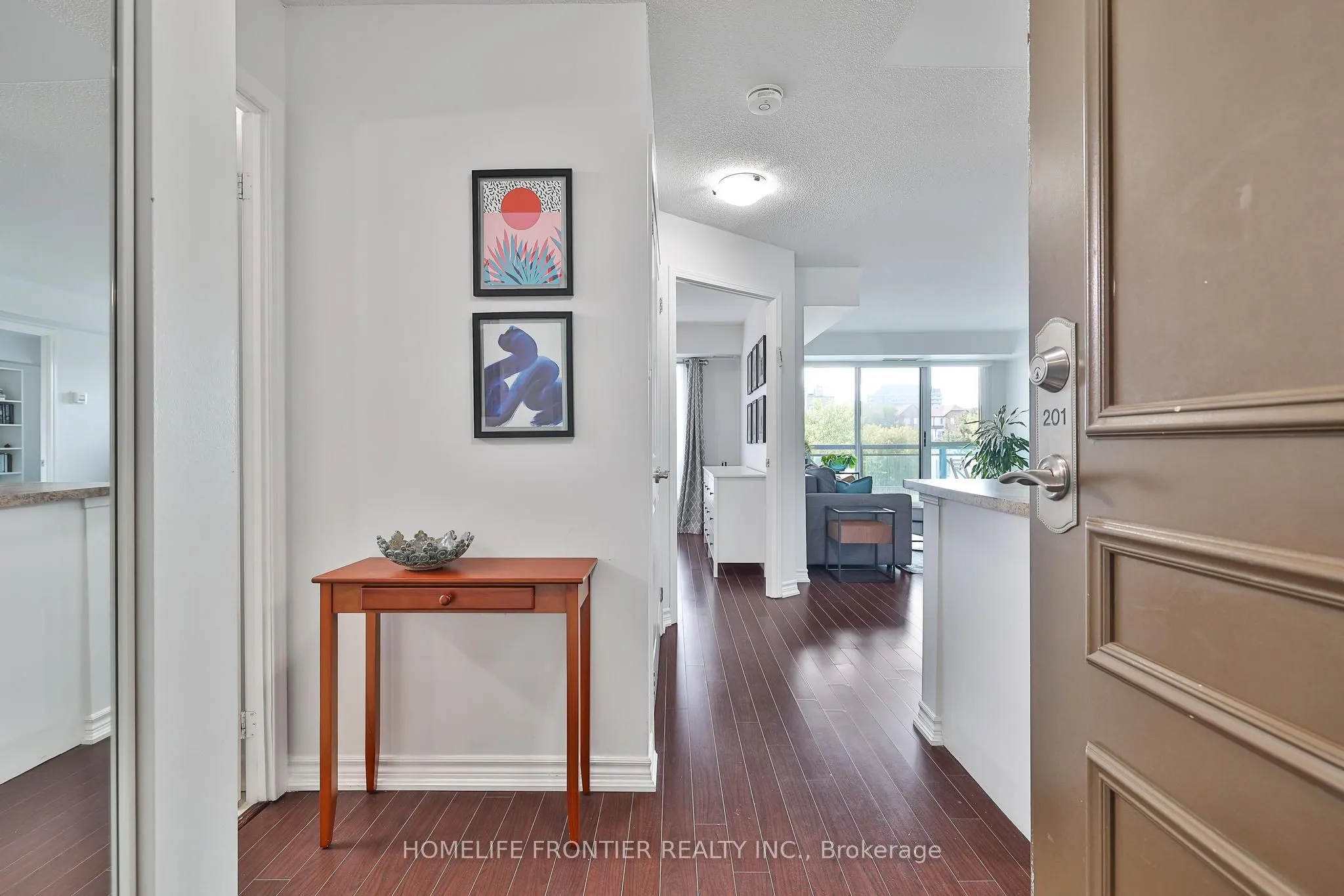 920 Sheppard Avenue W, #201