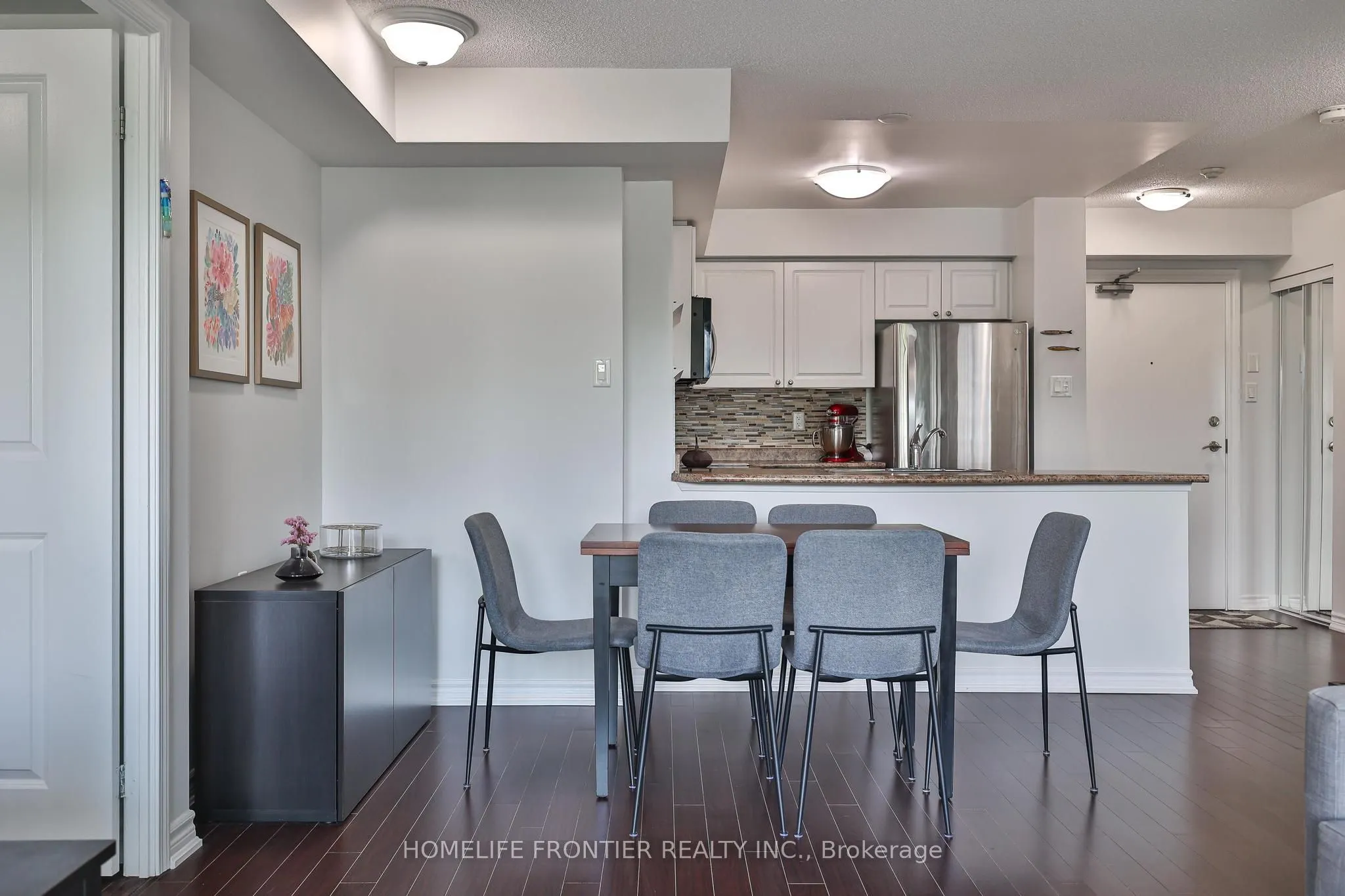 920 Sheppard Avenue W, #201