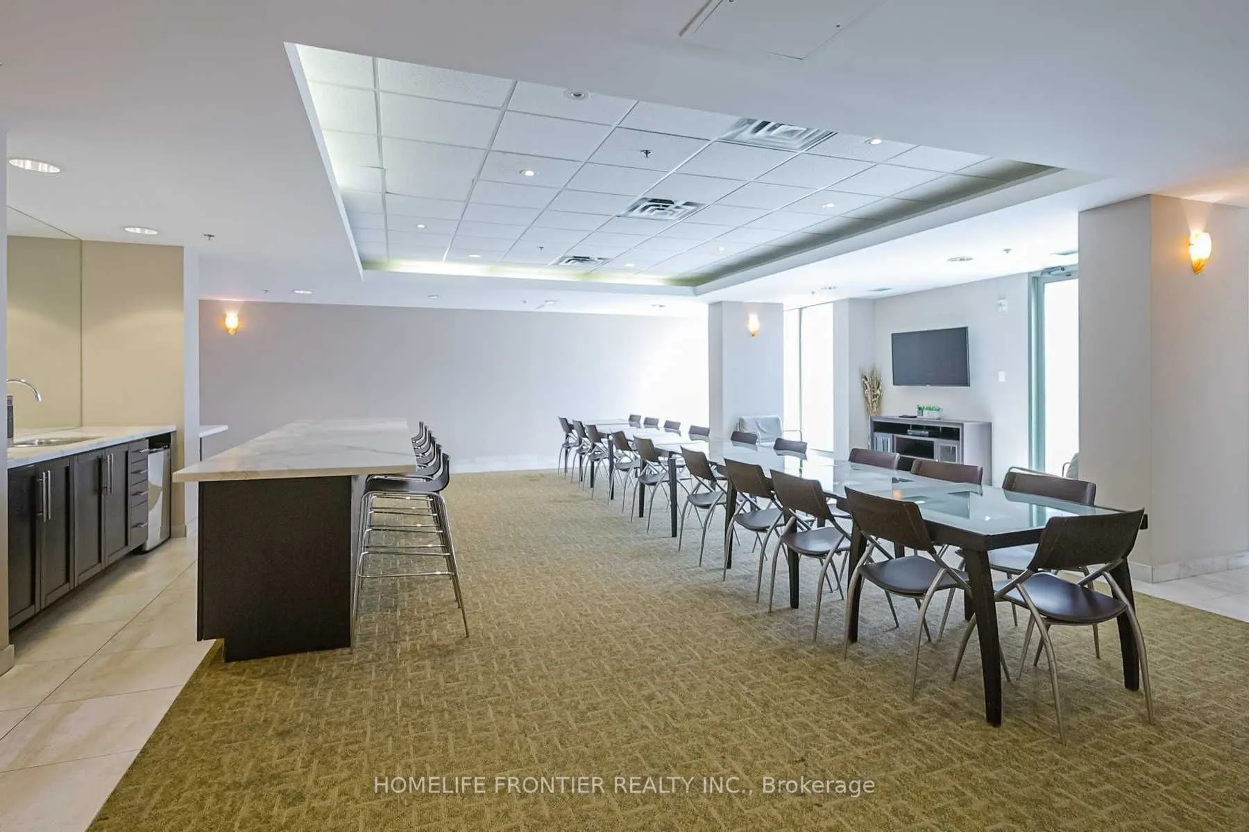 920 Sheppard Avenue W, #201