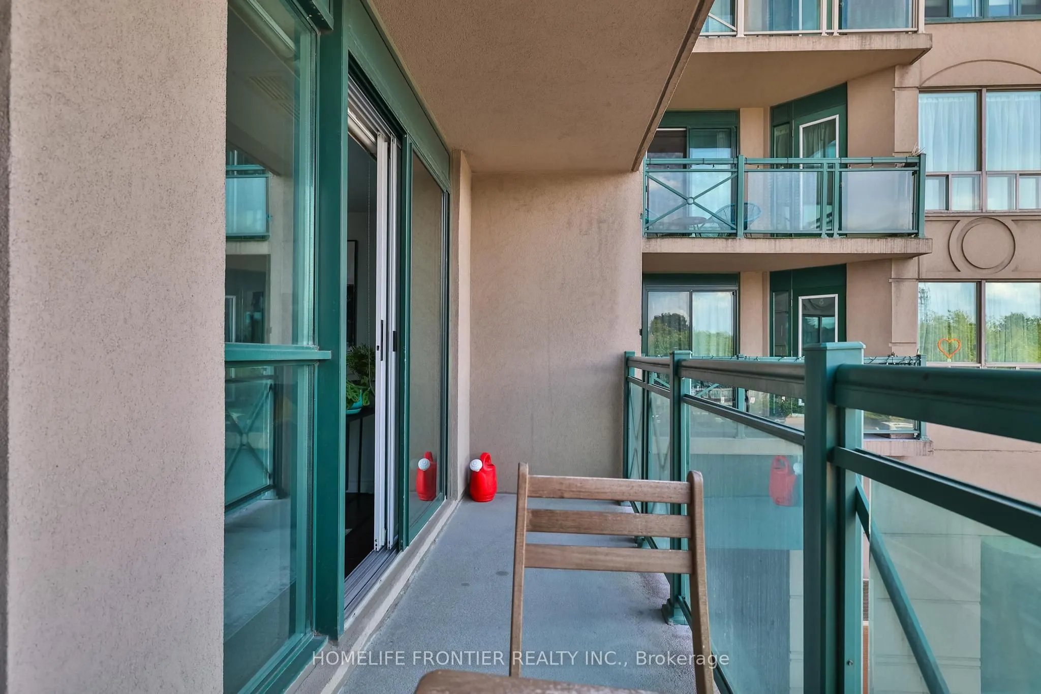 920 Sheppard Avenue W, #201
