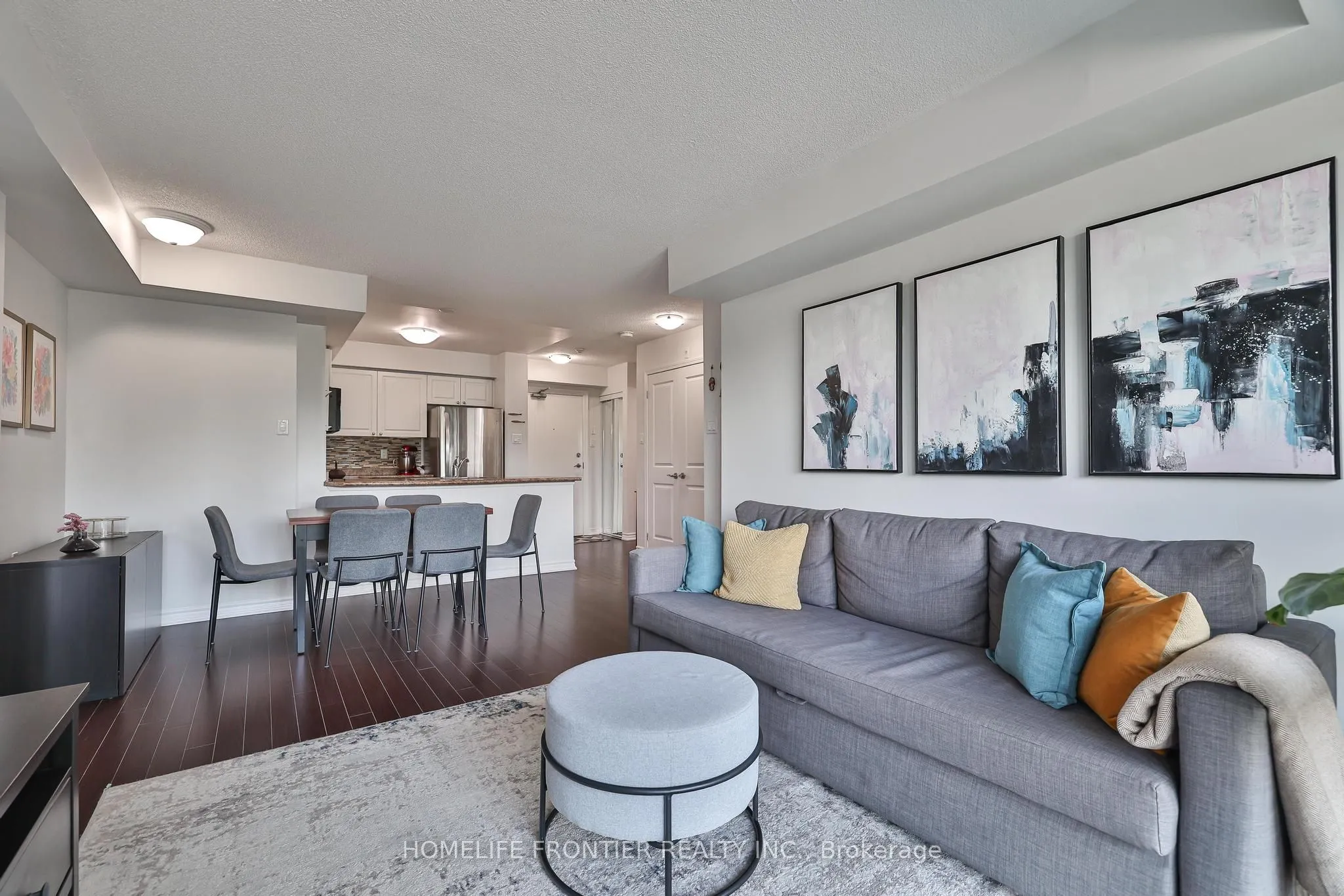 920 Sheppard Avenue W, #201