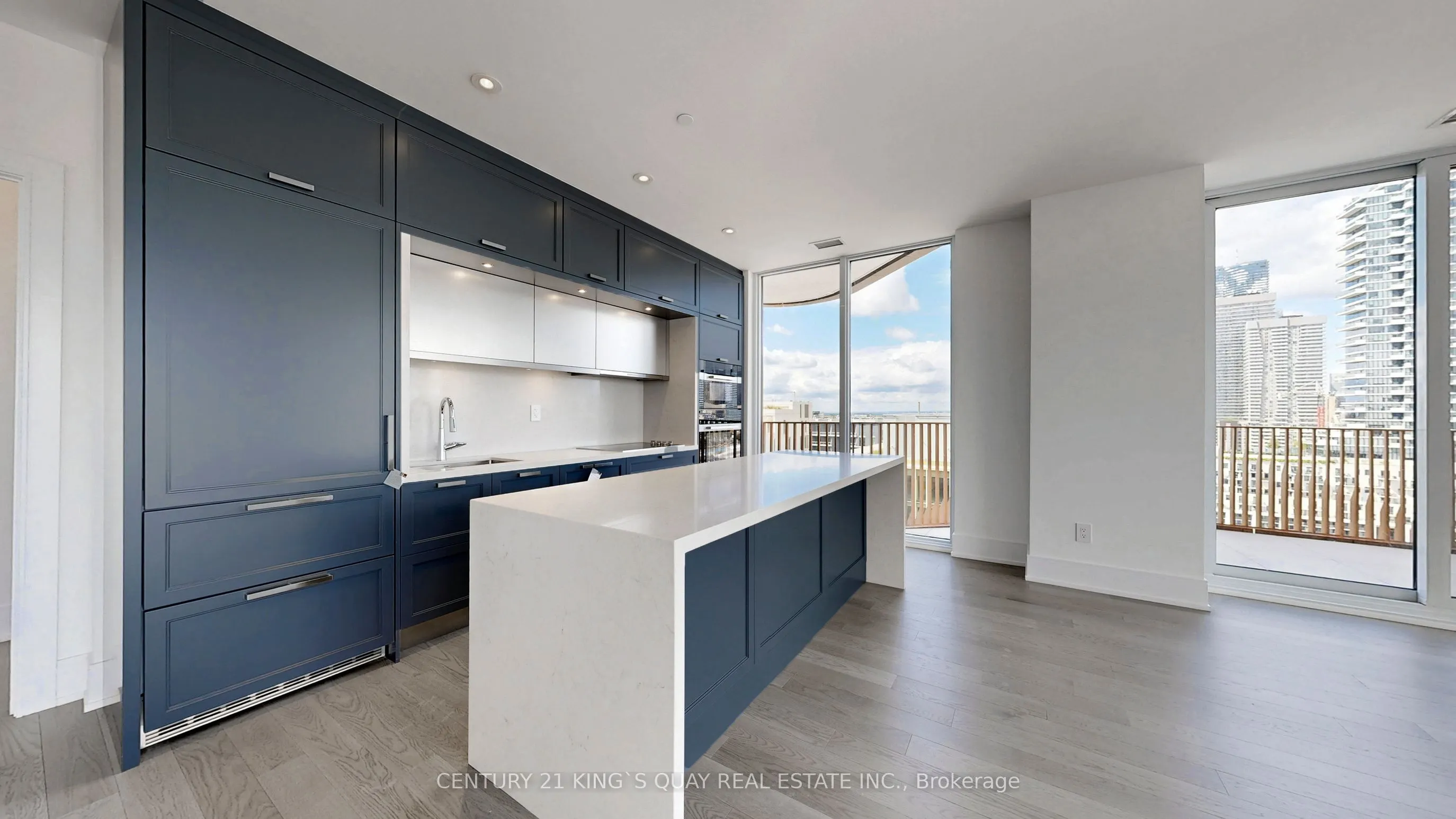 155 Merchants' Wharf, #PH28