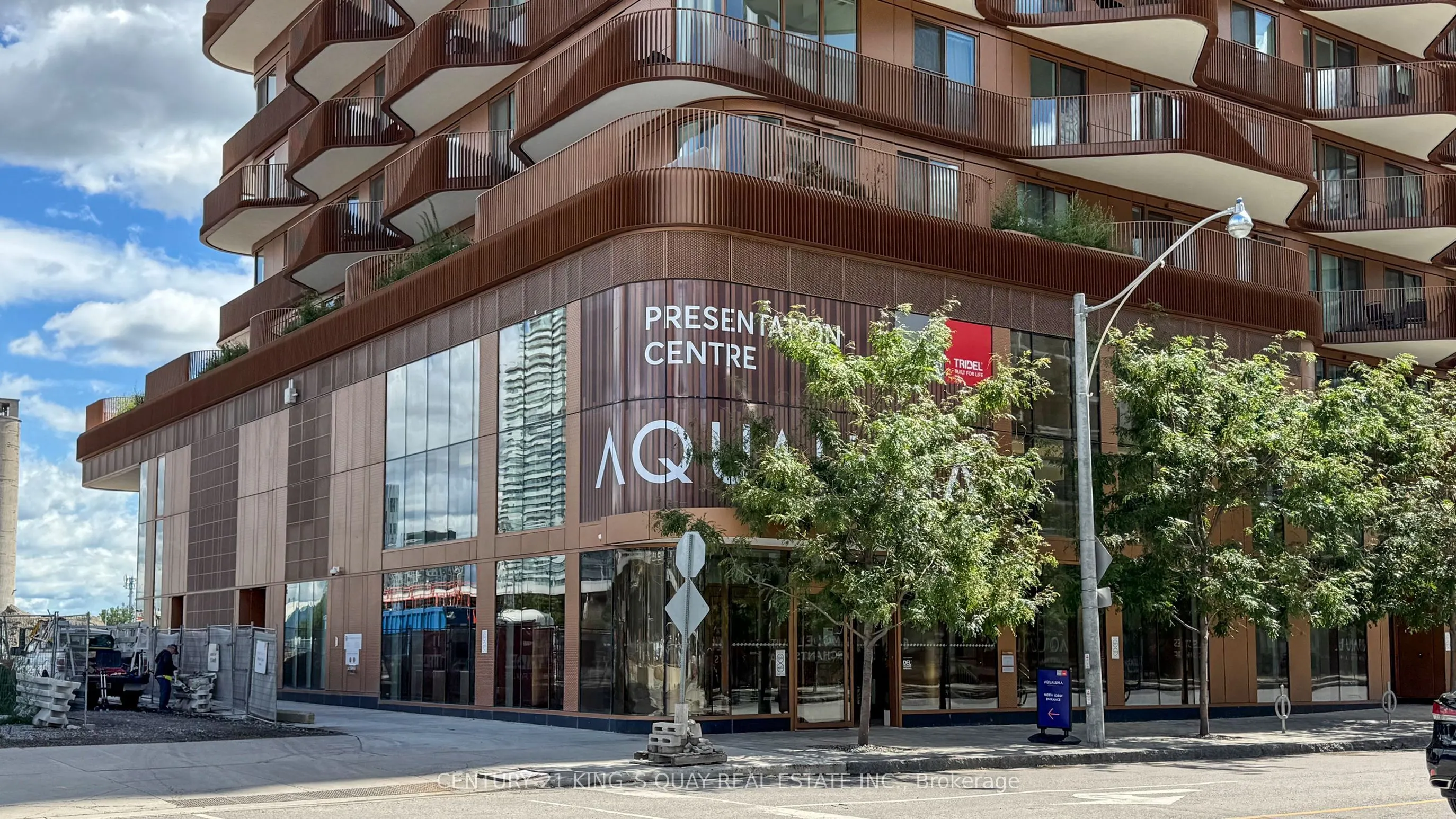 155 Merchants' Wharf, #PH28