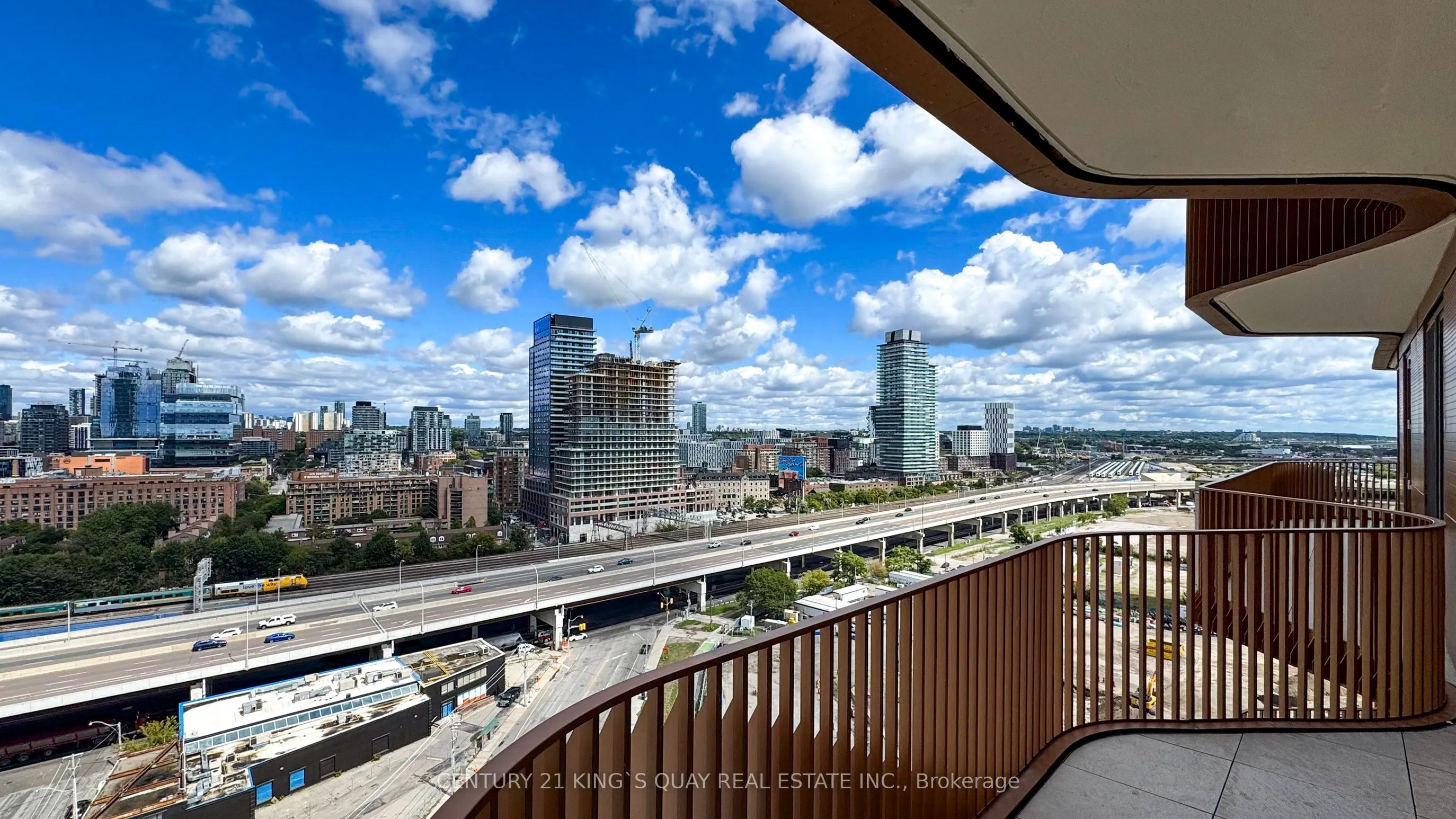 155 Merchants' Wharf, #PH28