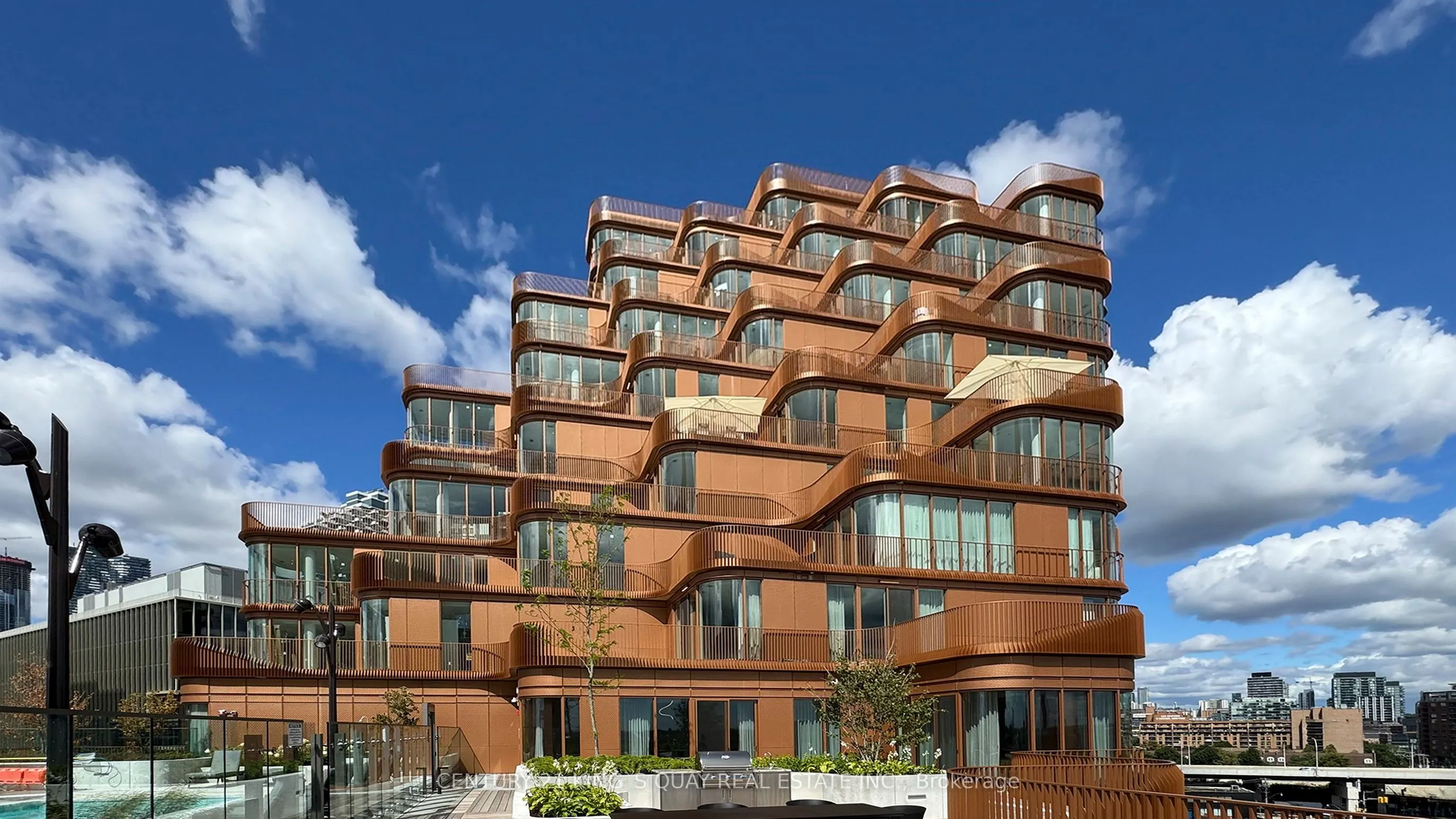 155 Merchants' Wharf, #PH28