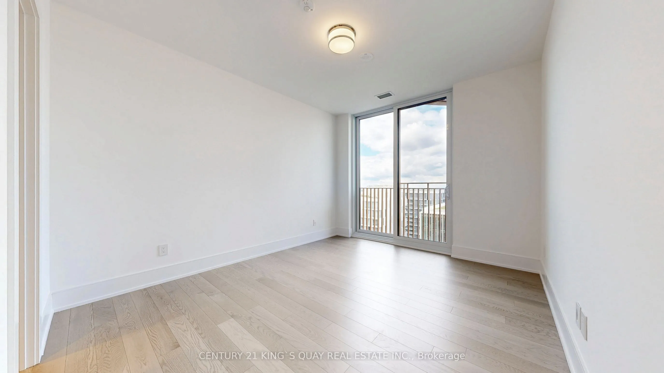 155 Merchants' Wharf, #PH28