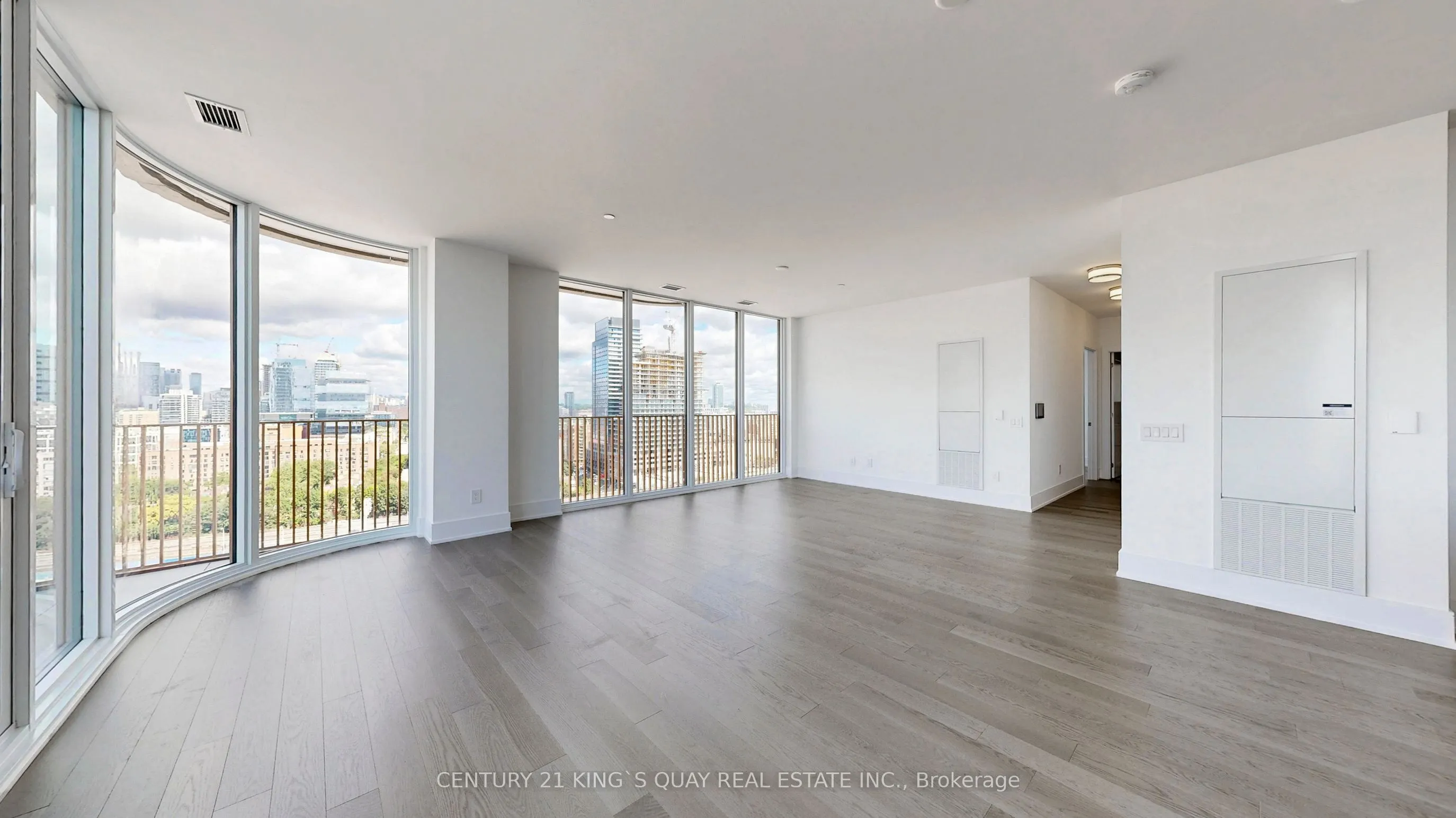 155 Merchants' Wharf, #PH28