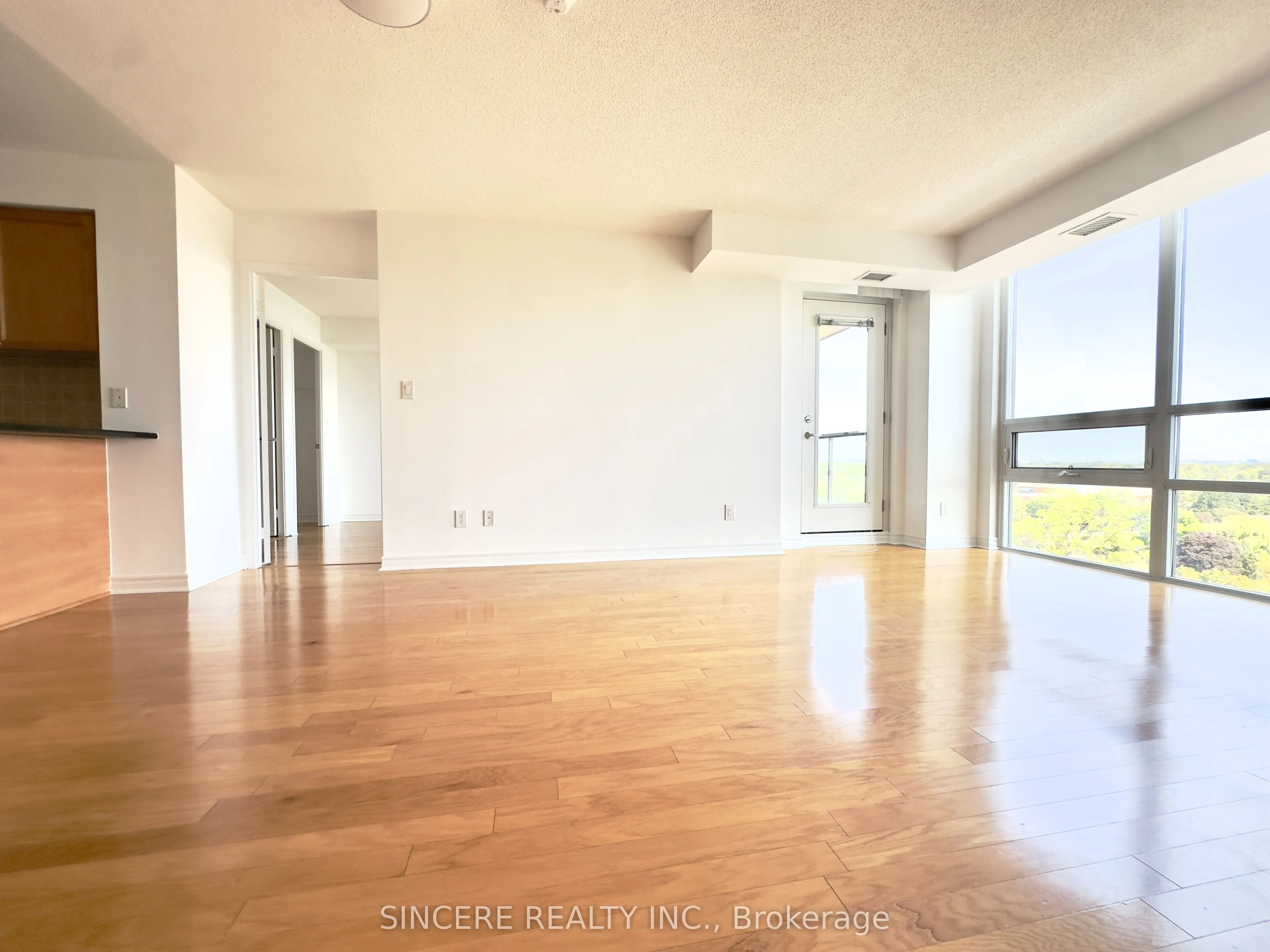 35 Hollywood Avenue, #1622