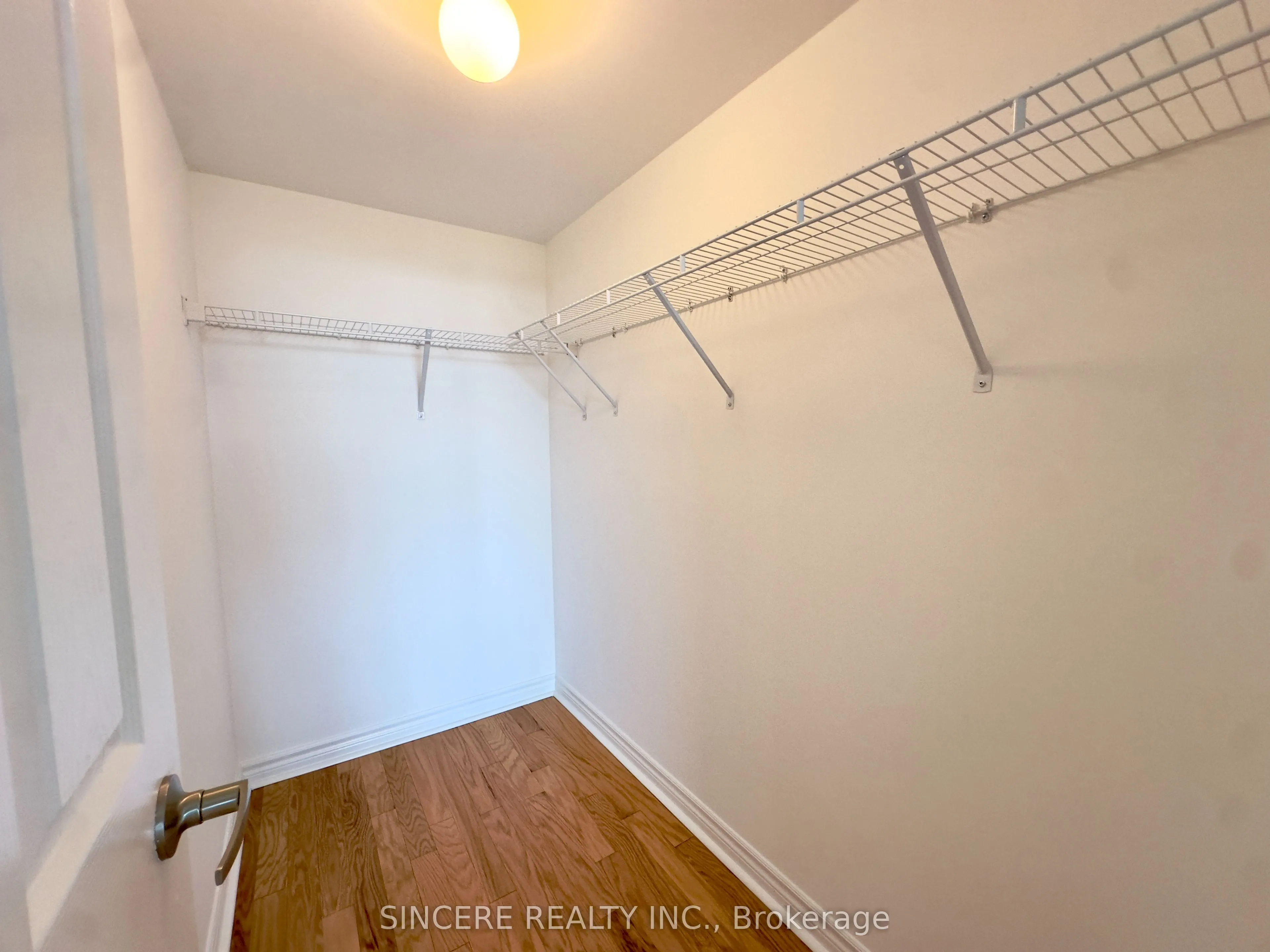 35 Hollywood Avenue, #1622