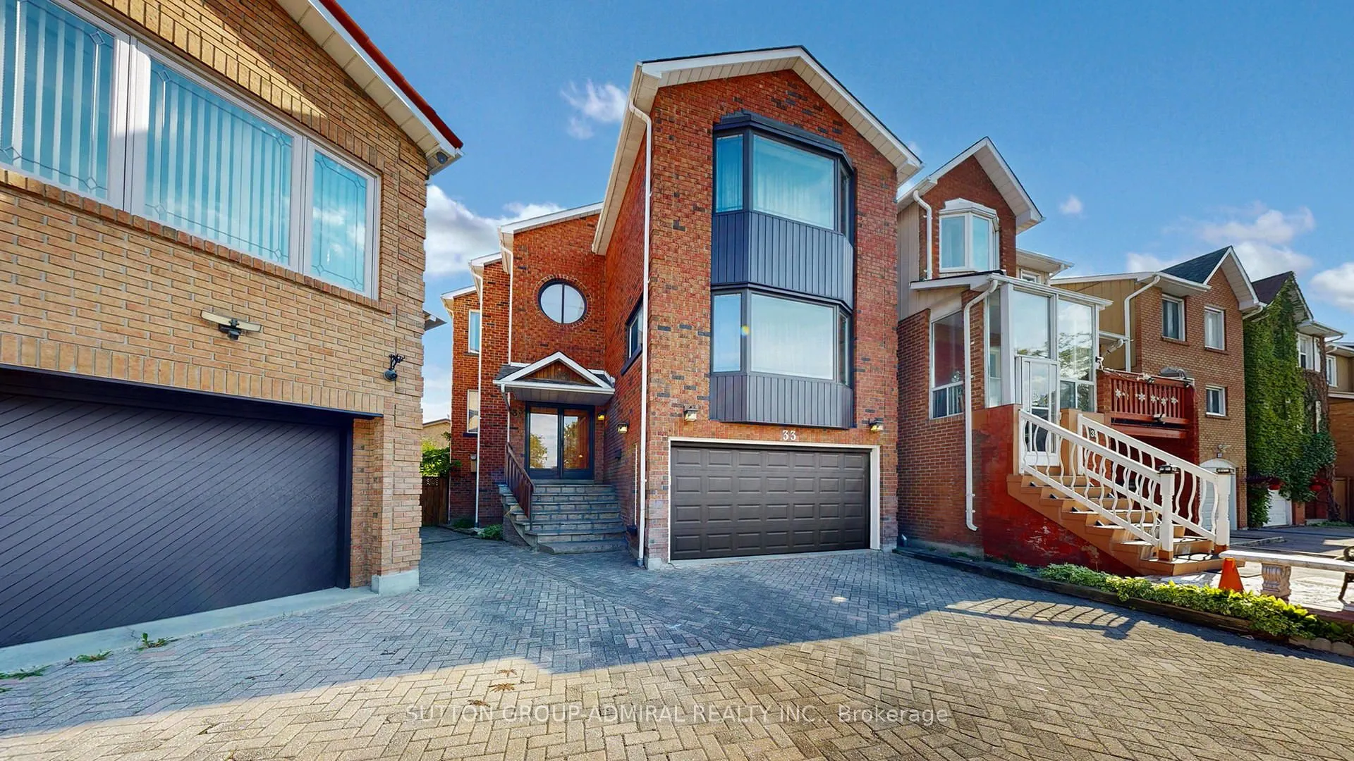 33 Carnival Court
