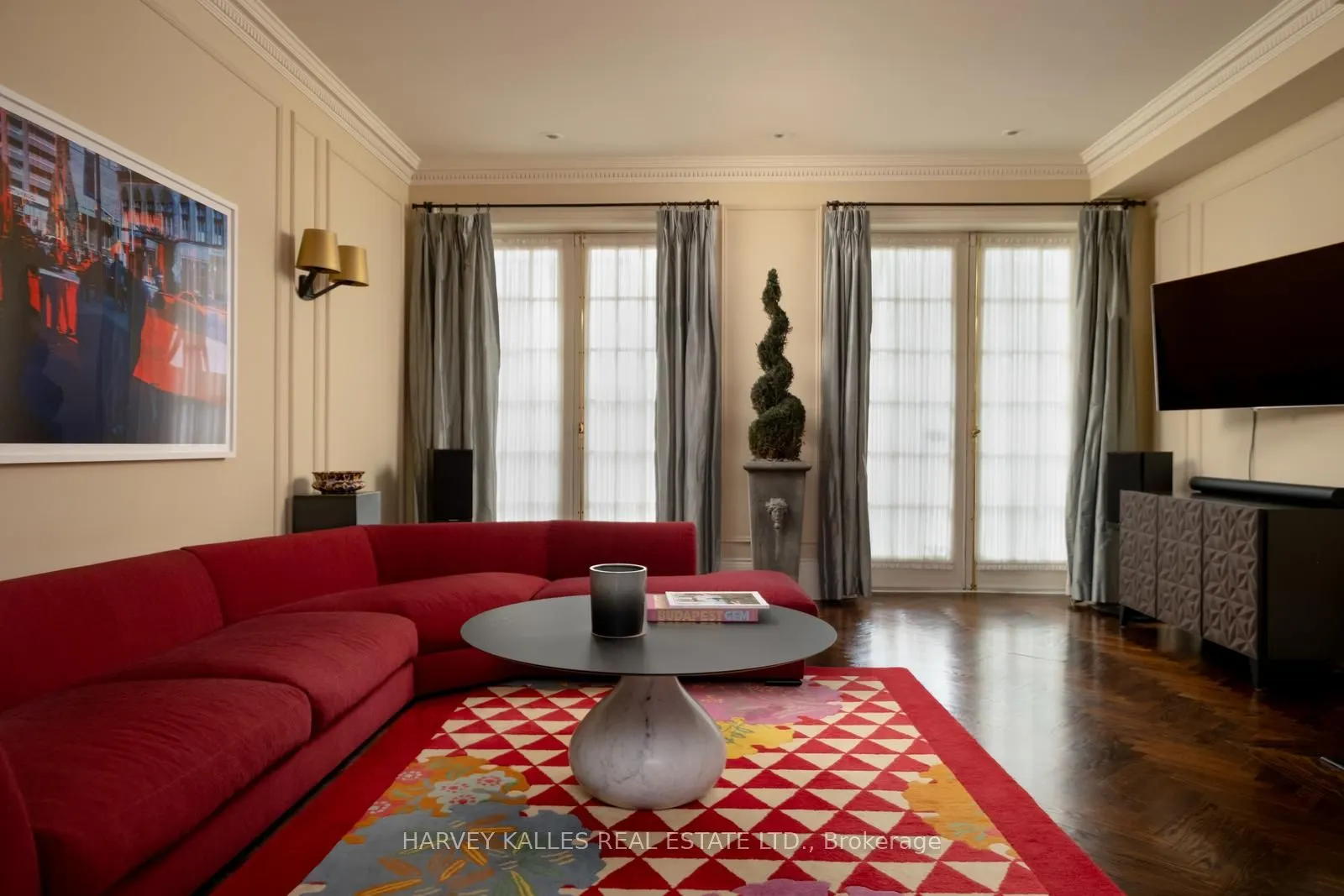 12 Macpherson Avenue, #3