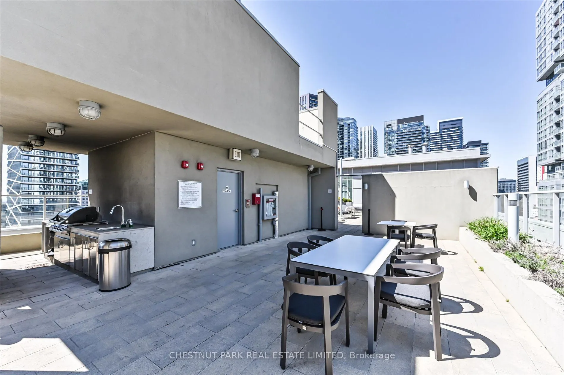 21 Nelson Street, #1020
