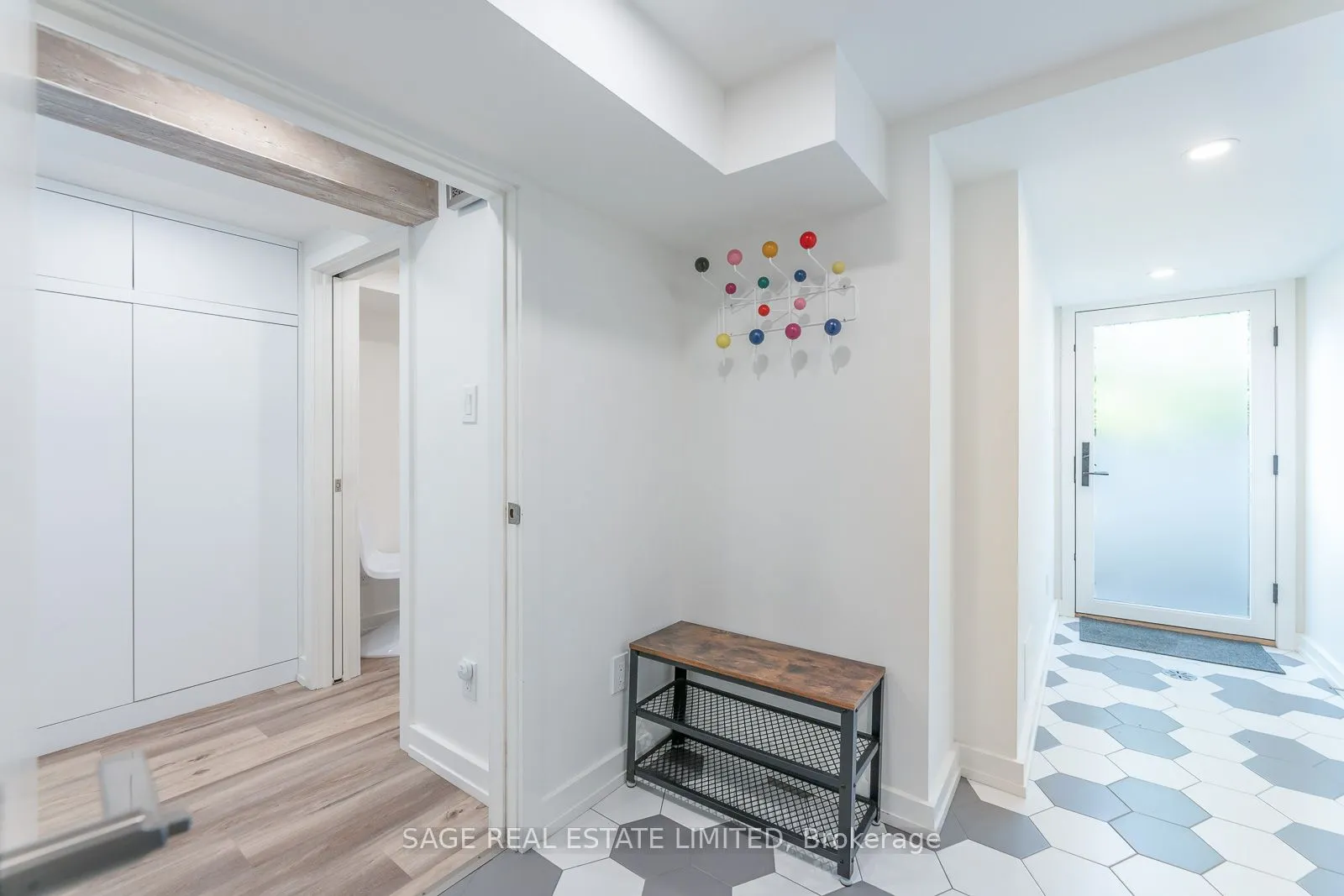 685 Euclid Avenue, #Lower