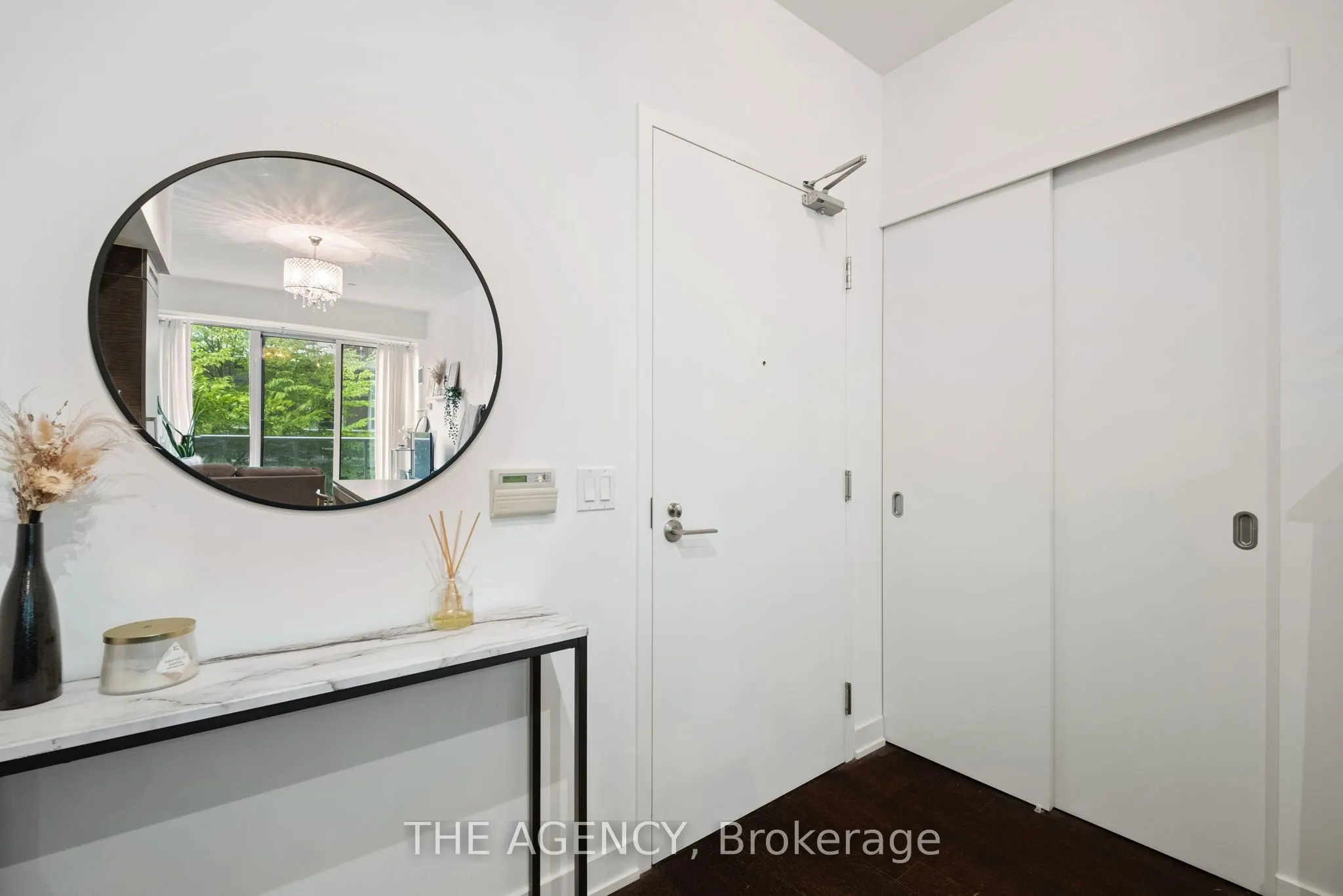 1030 King Street, #457