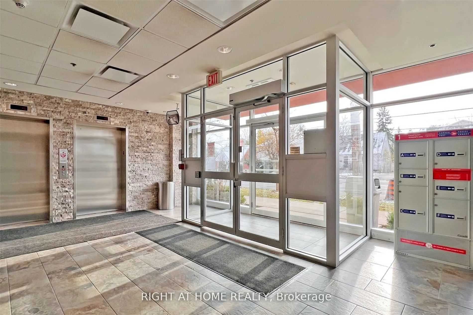 222 Finch Avenue W, #301