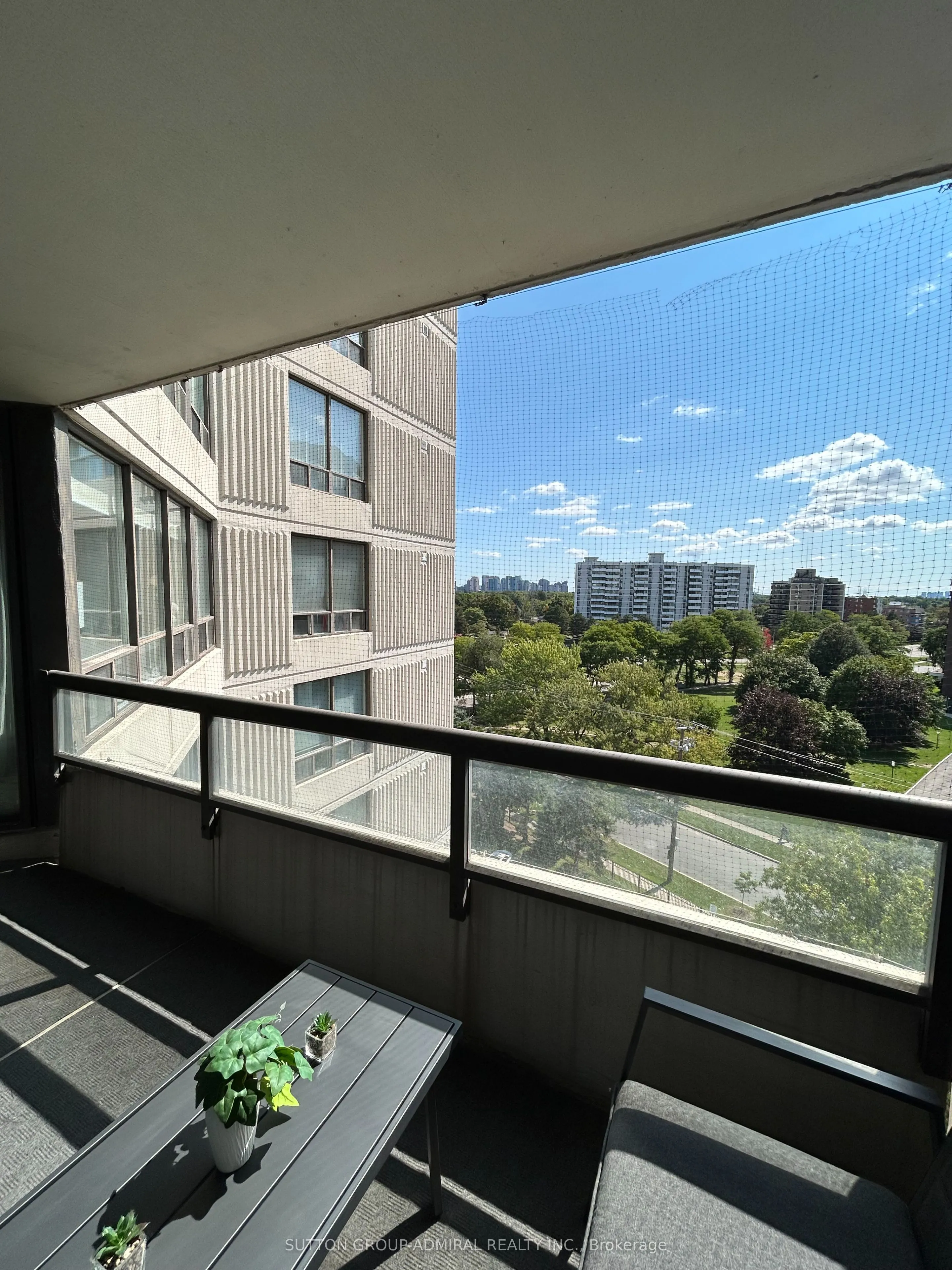 1101 Steeles Avenue W, #909