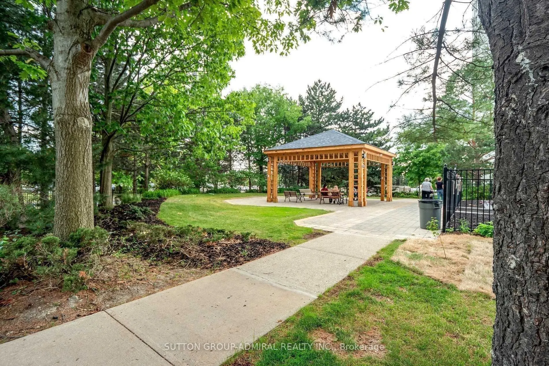 1101 Steeles Avenue W, #909
