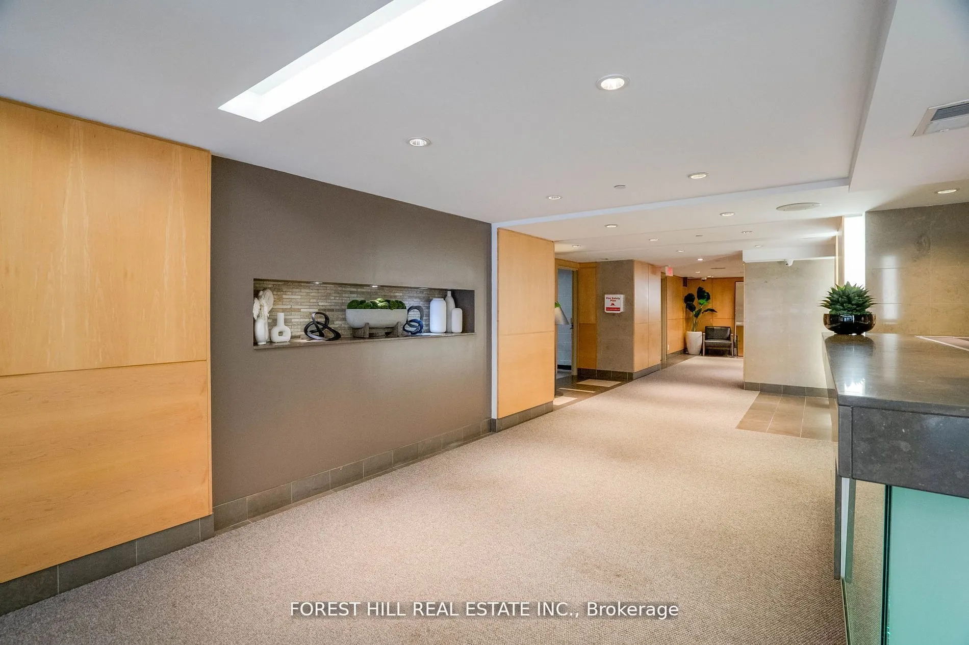 220 Victoria Street, #1803
