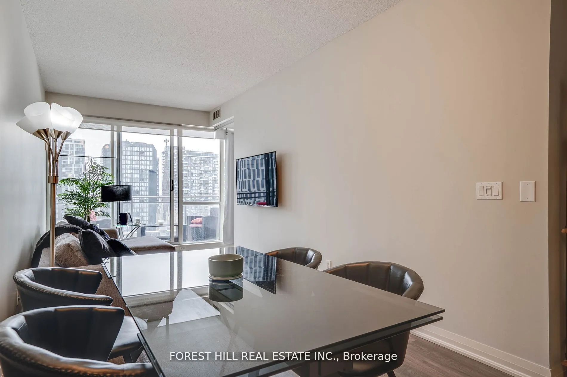 220 Victoria Street, #1803