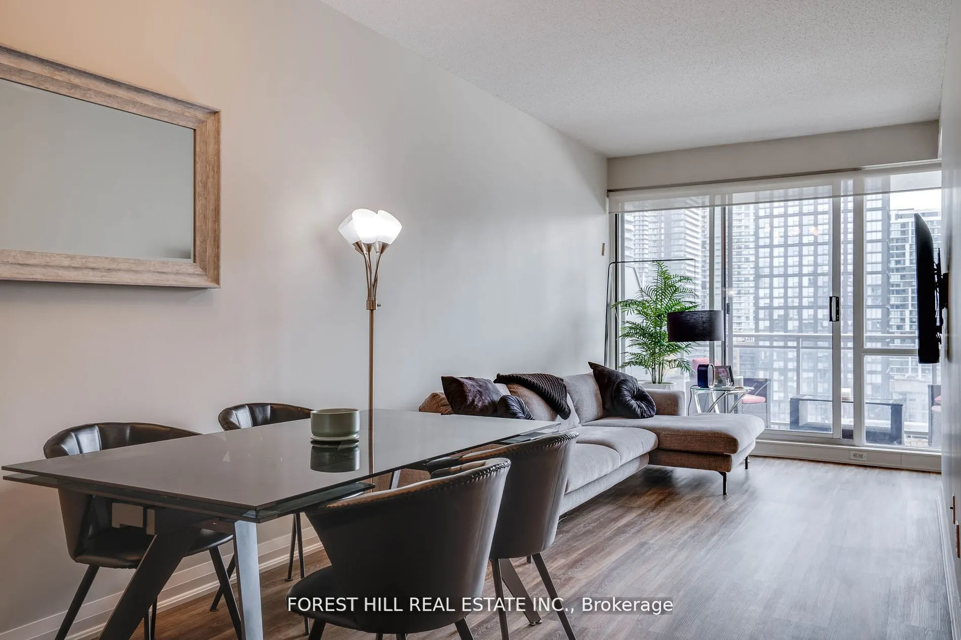 220 Victoria Street, #1803