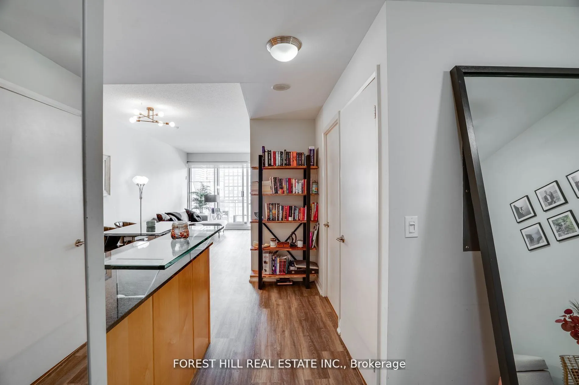 220 Victoria Street, #1803