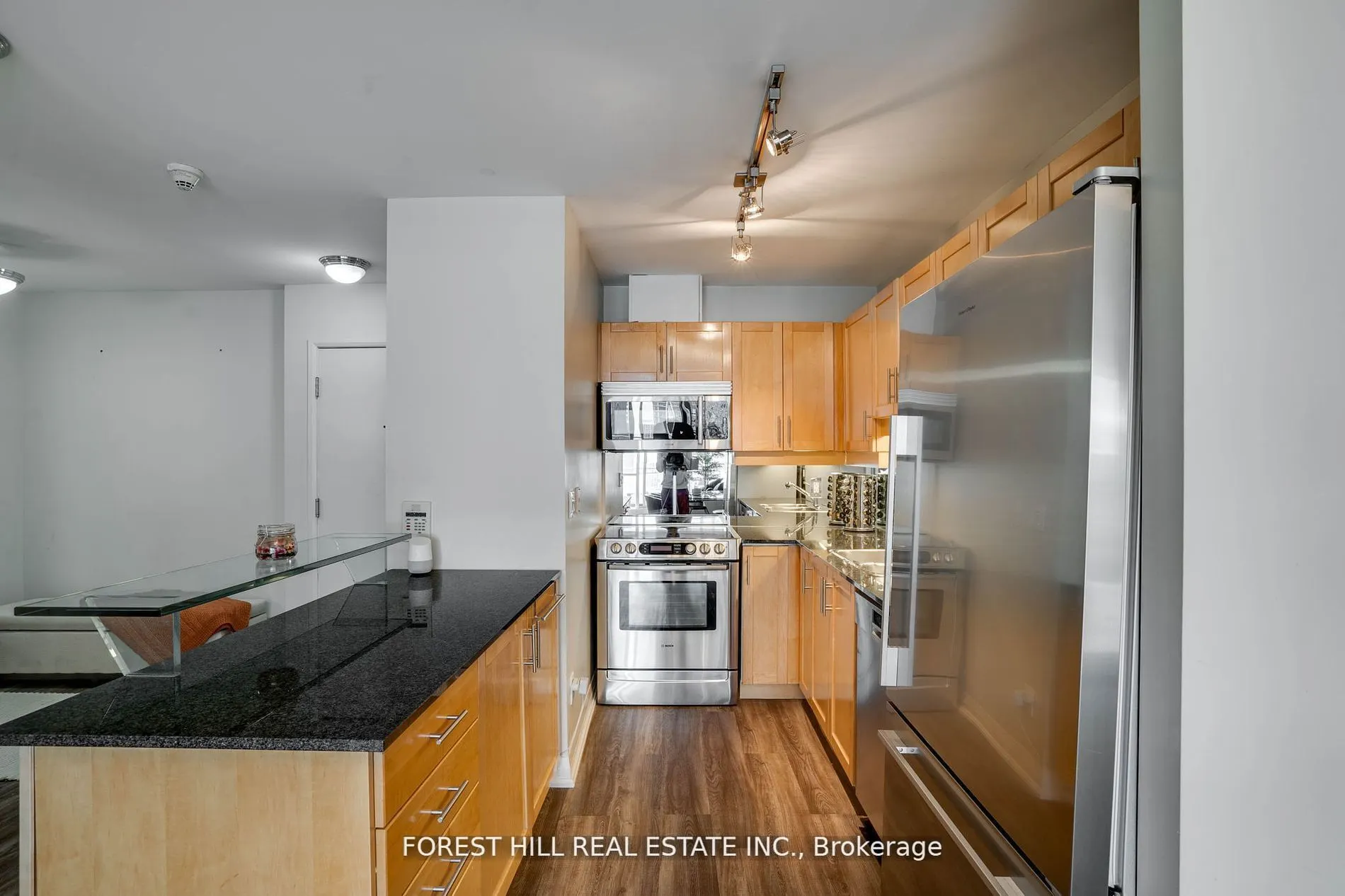 220 Victoria Street, #1803