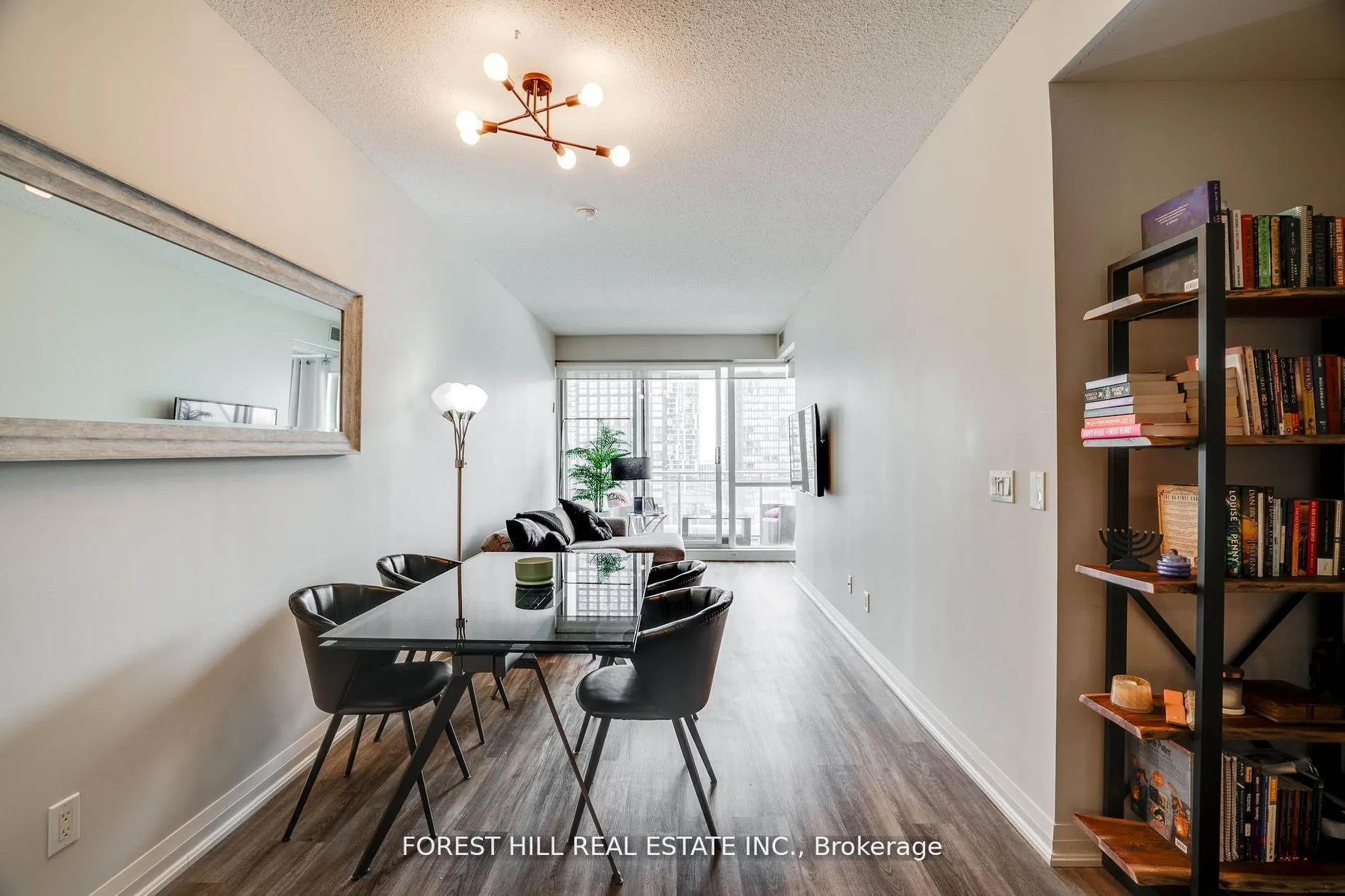 220 Victoria Street, #1803