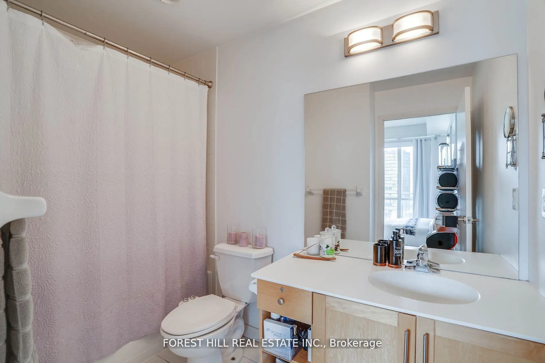 220 Victoria Street, #1803