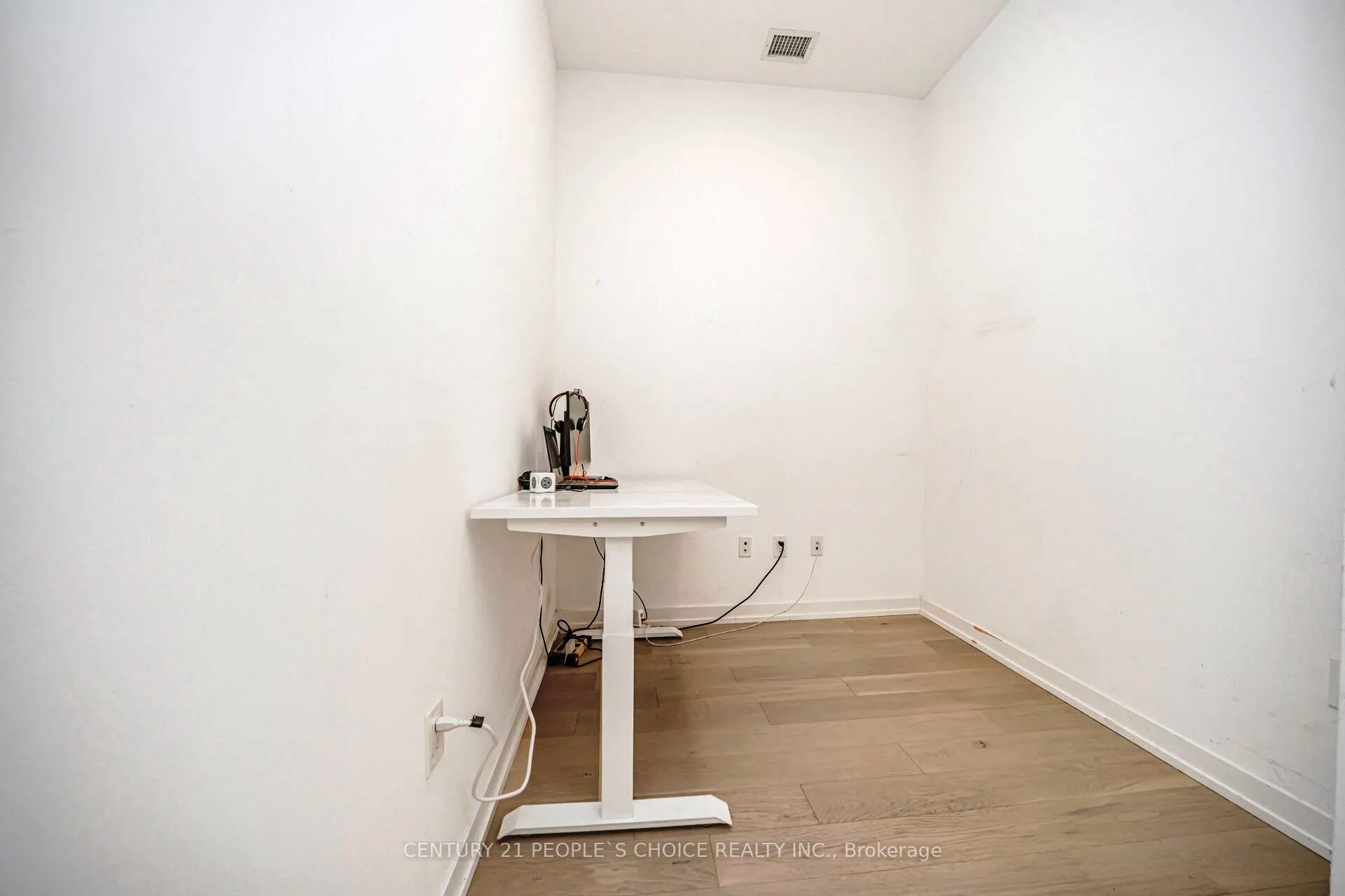 34 Tubman Avenue, #1105