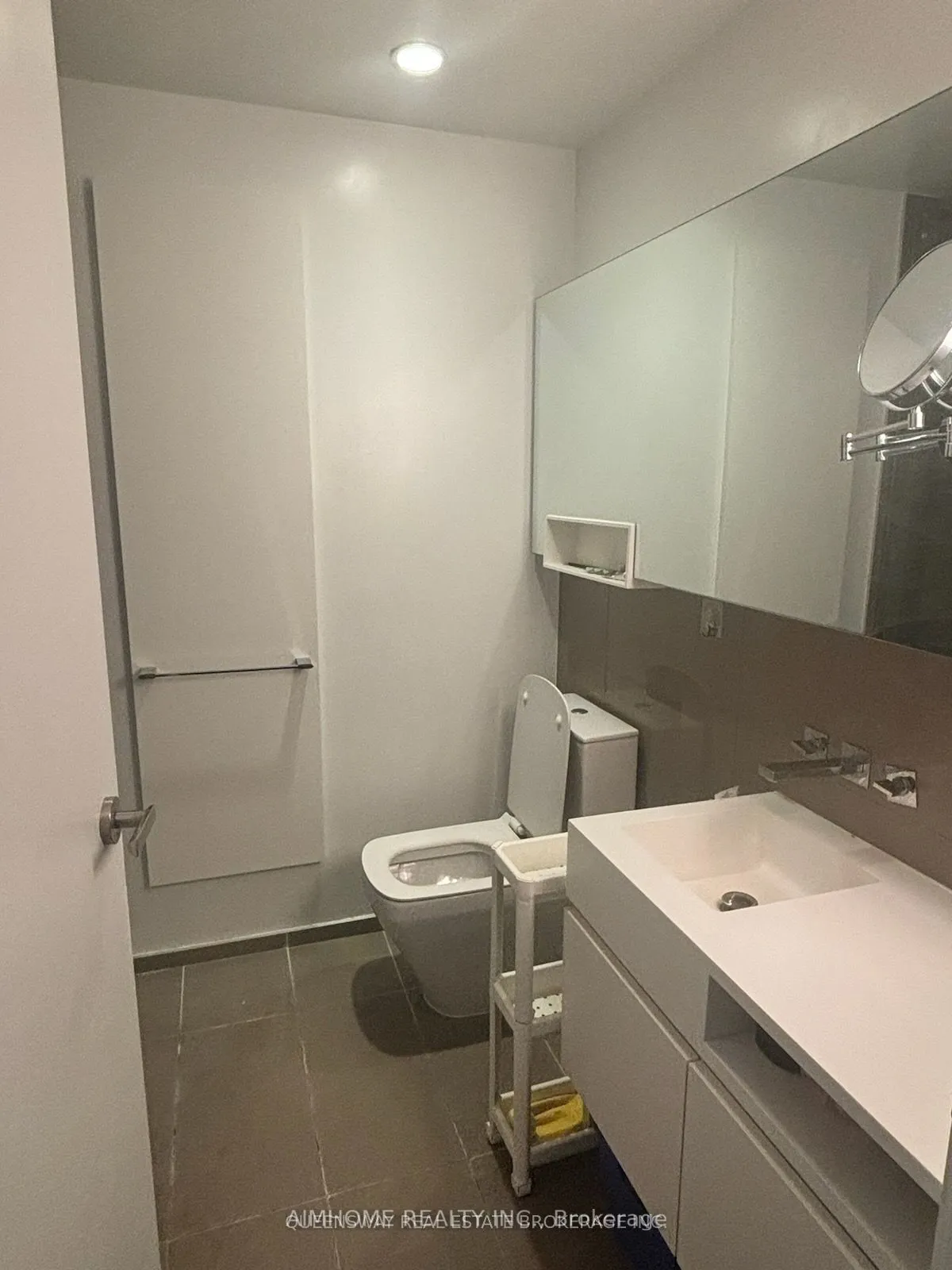 45 Charles Street E, #3205