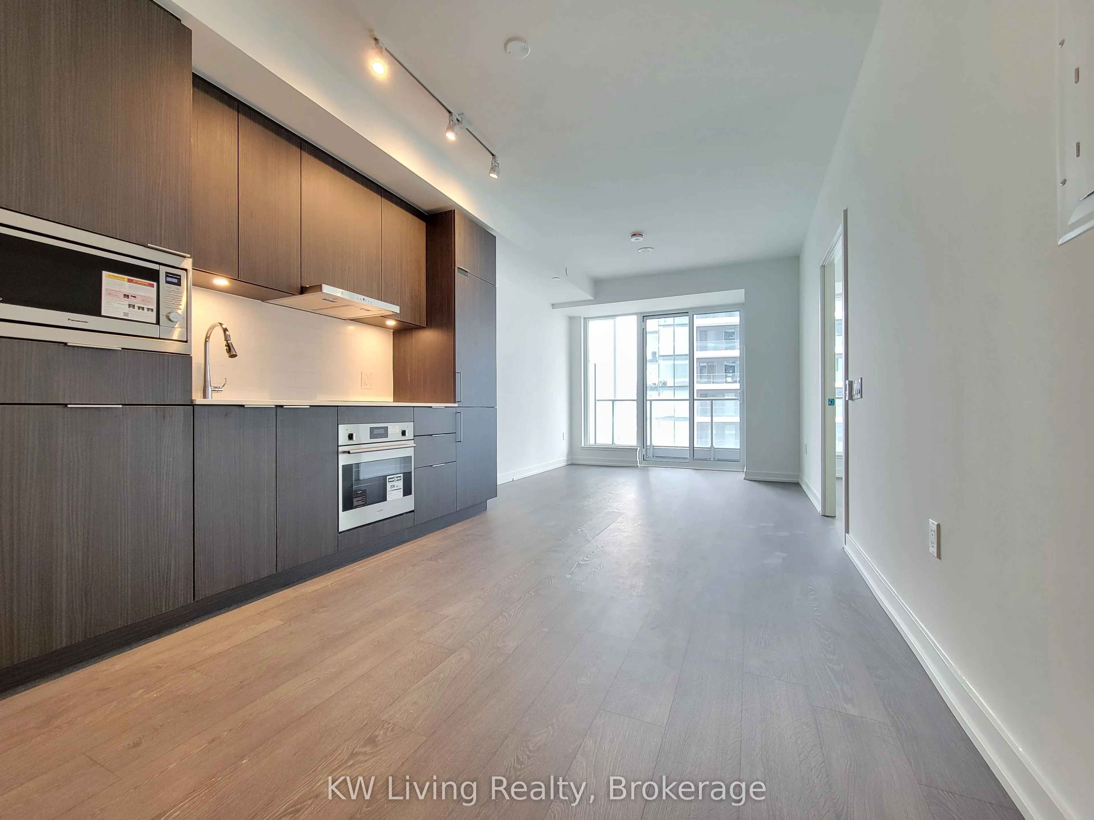 7 Golden Lion Heights, #1406