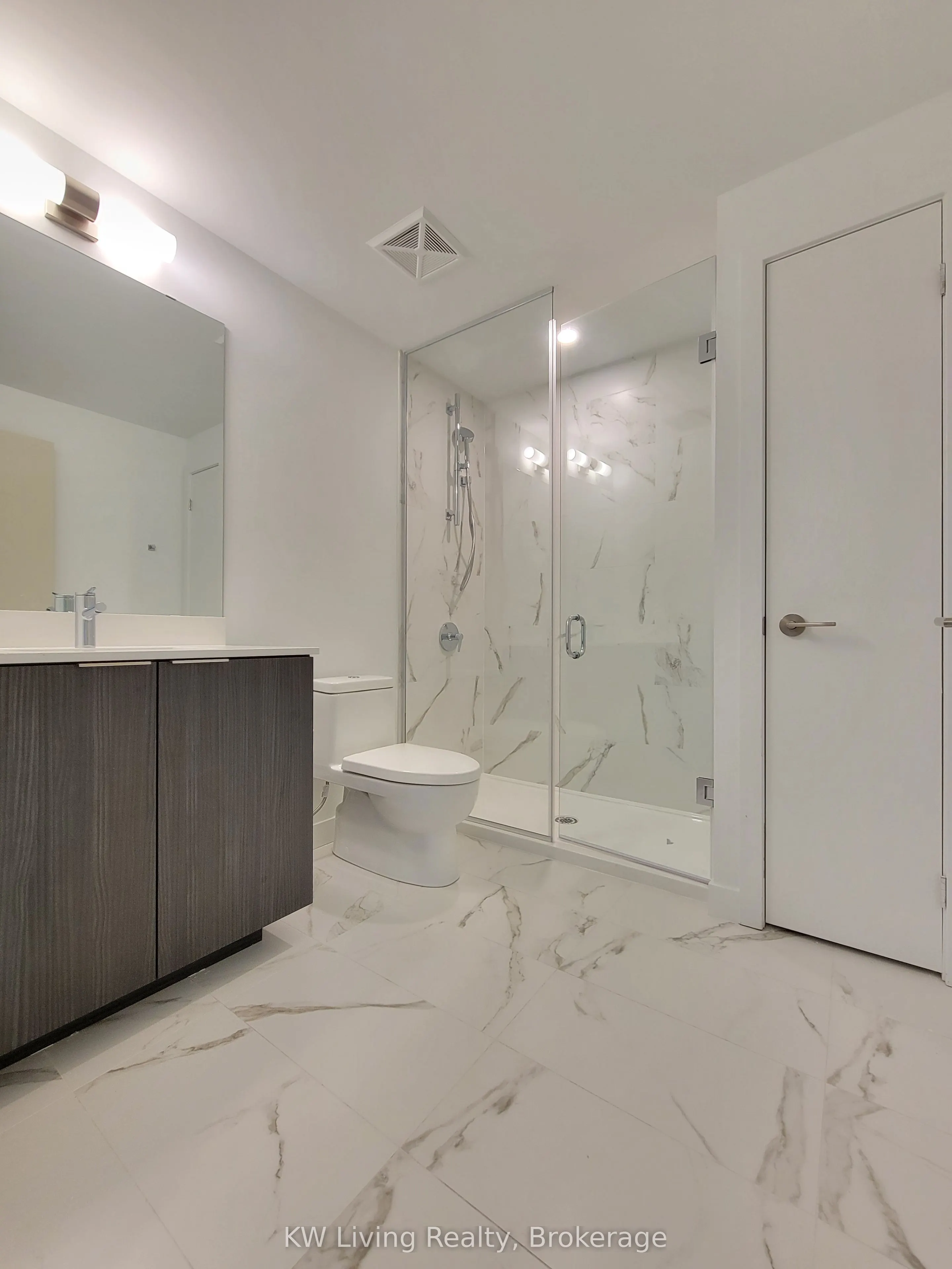 7 Golden Lion Heights, #1406