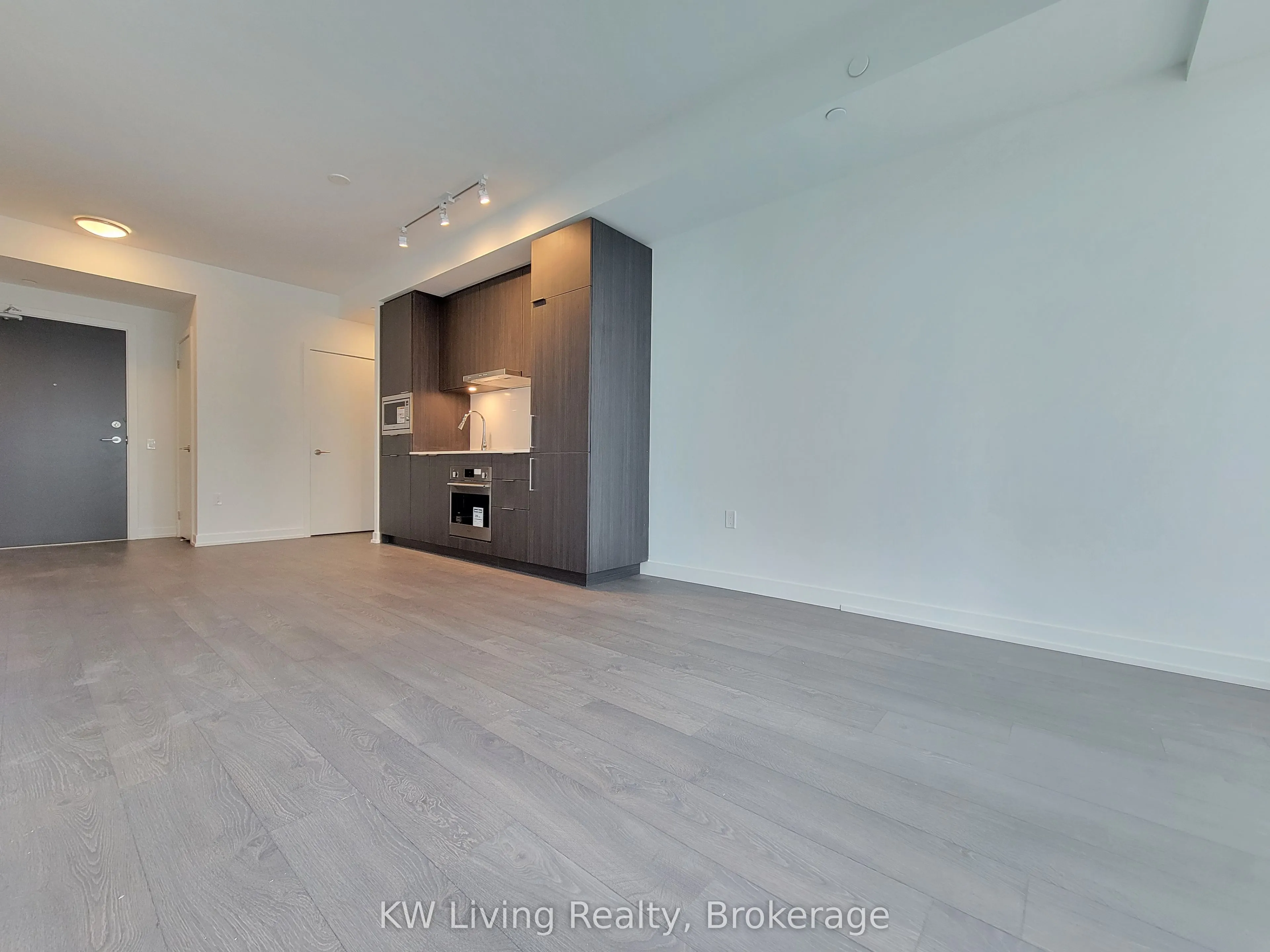 7 Golden Lion Heights, #1406