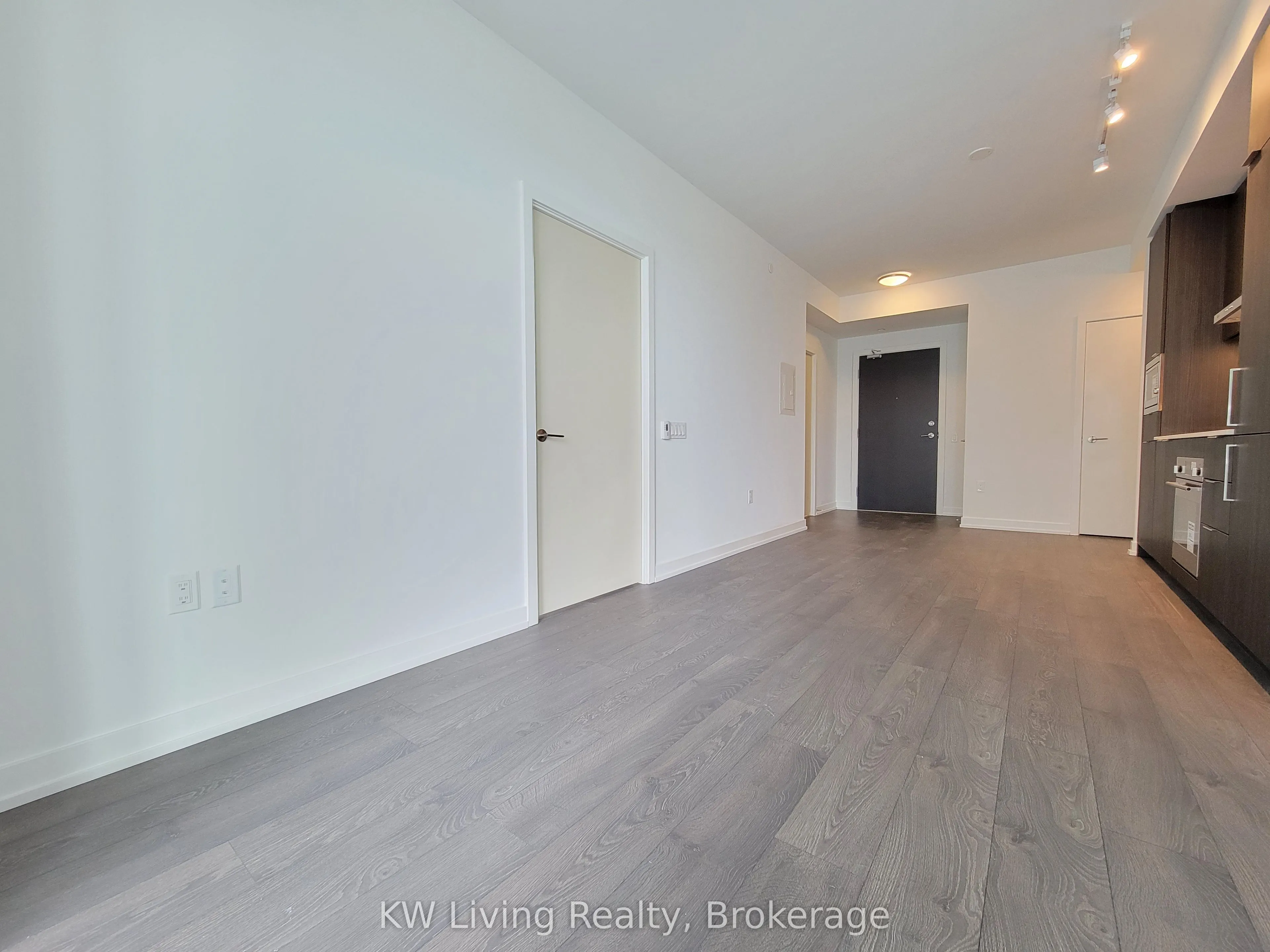 7 Golden Lion Heights, #1406