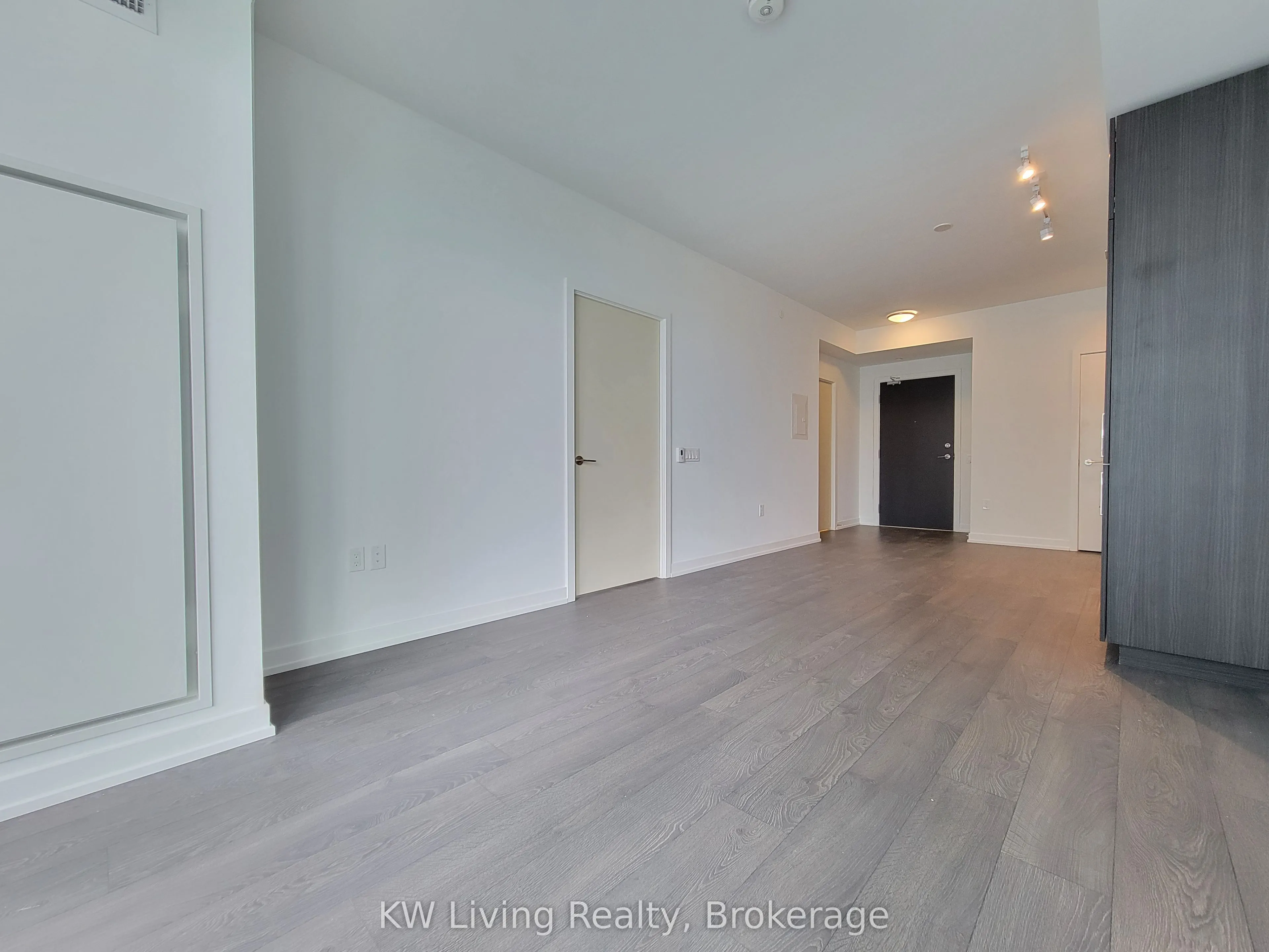 7 Golden Lion Heights, #1406