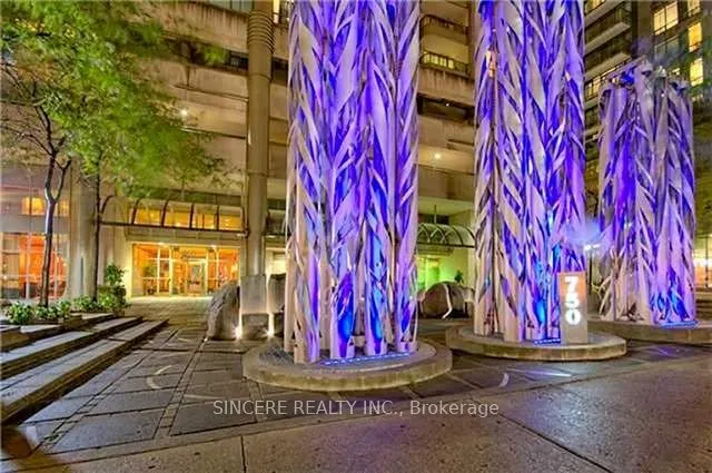 750 Bay Street, #1909