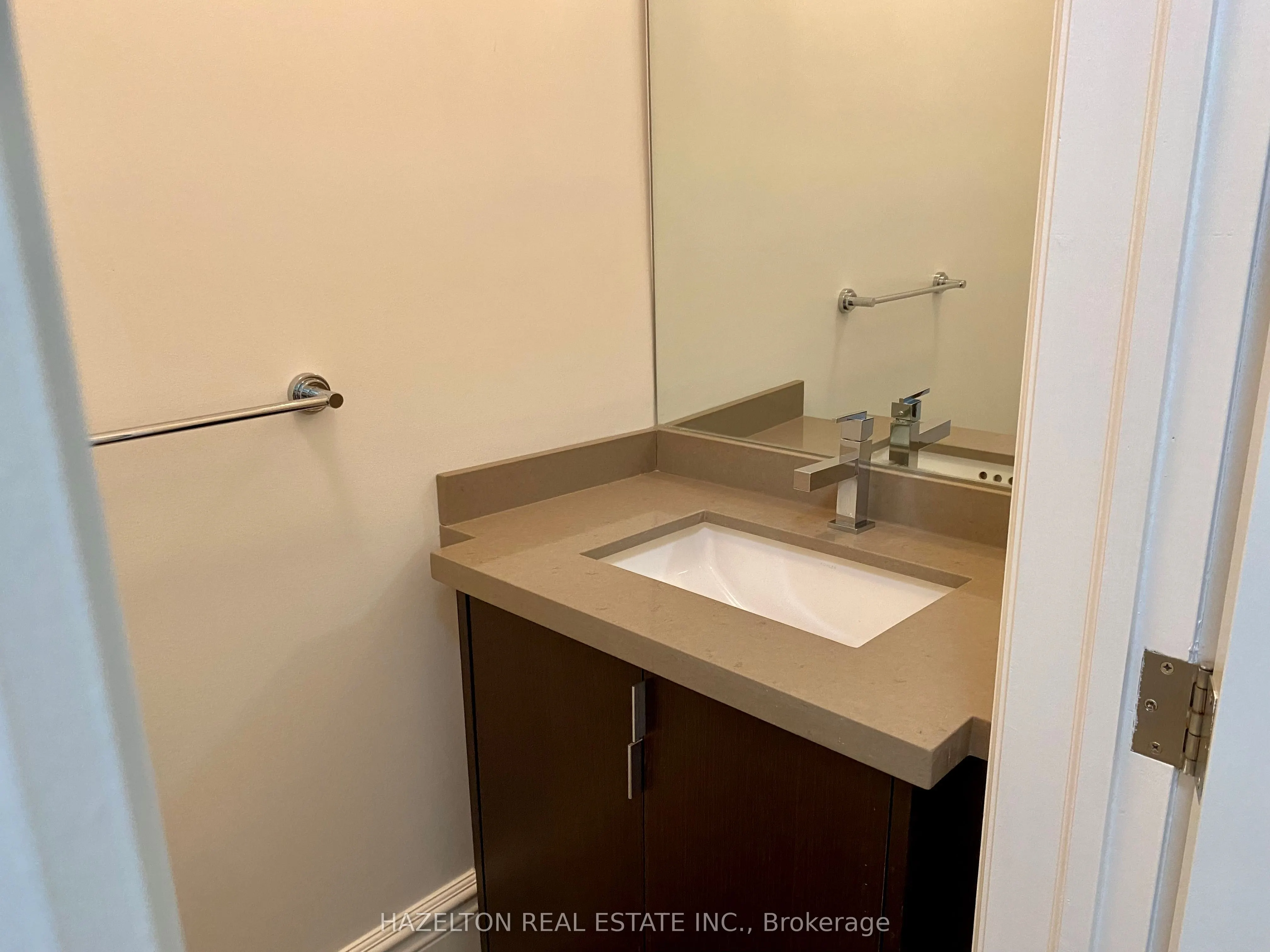 19 Lowther Avenue, #1