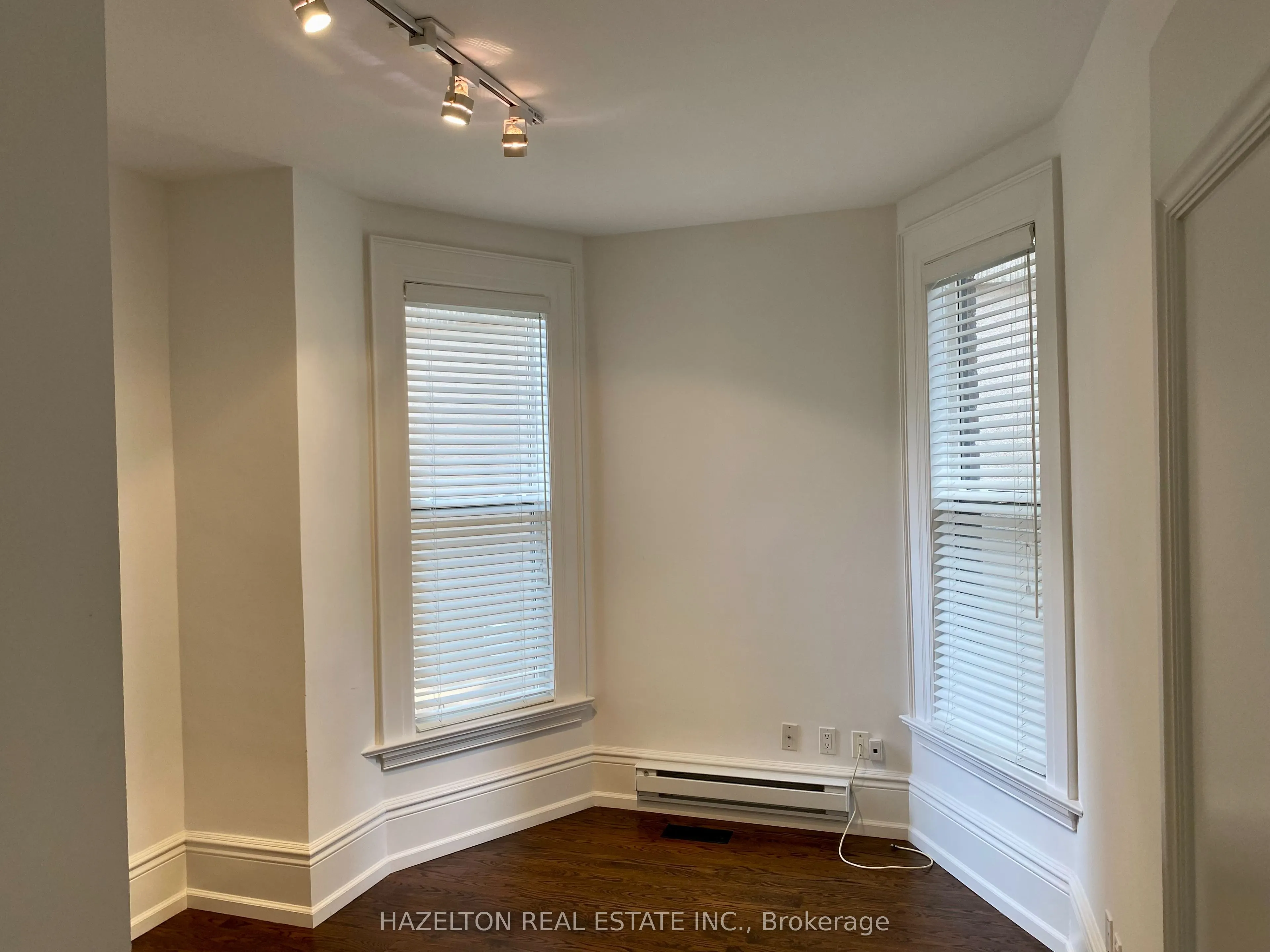 19 Lowther Avenue, #1