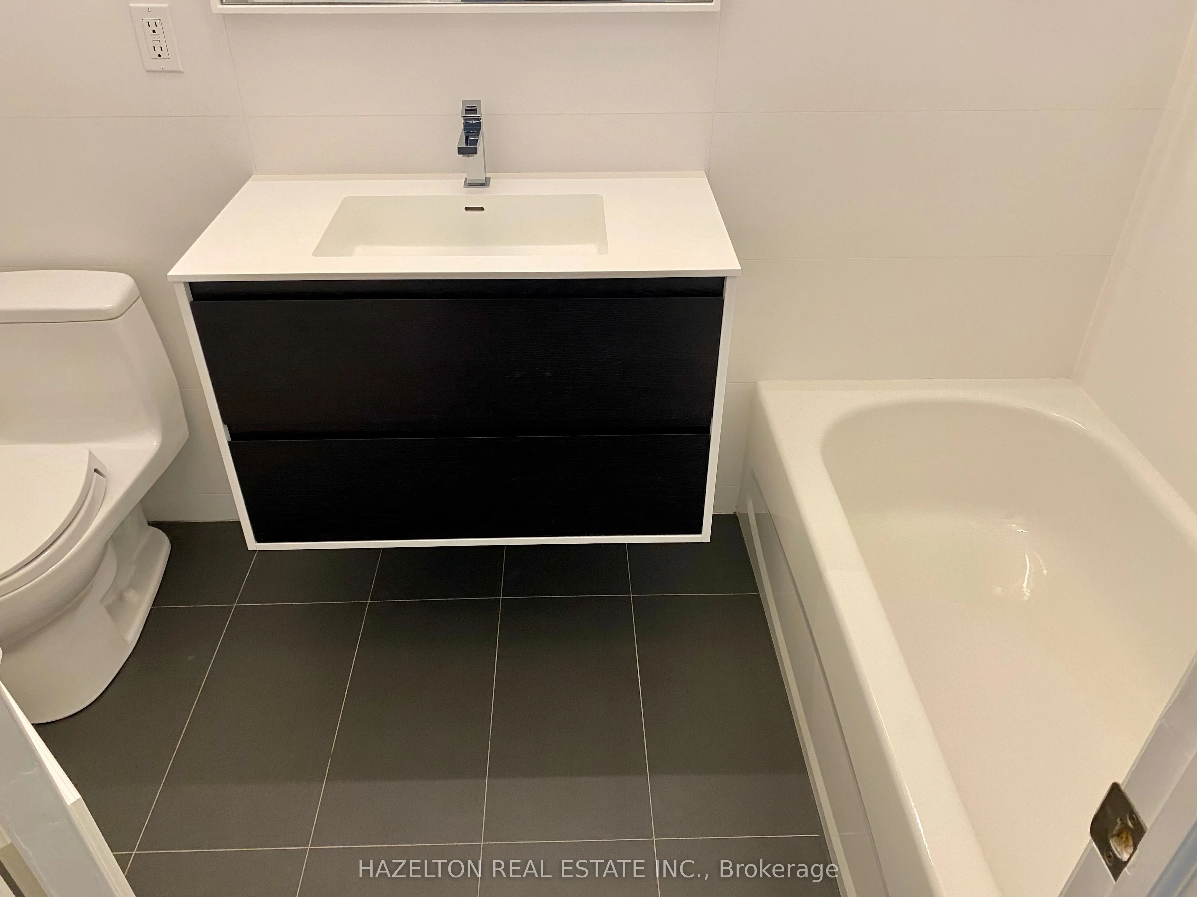 19 Lowther Avenue, #1
