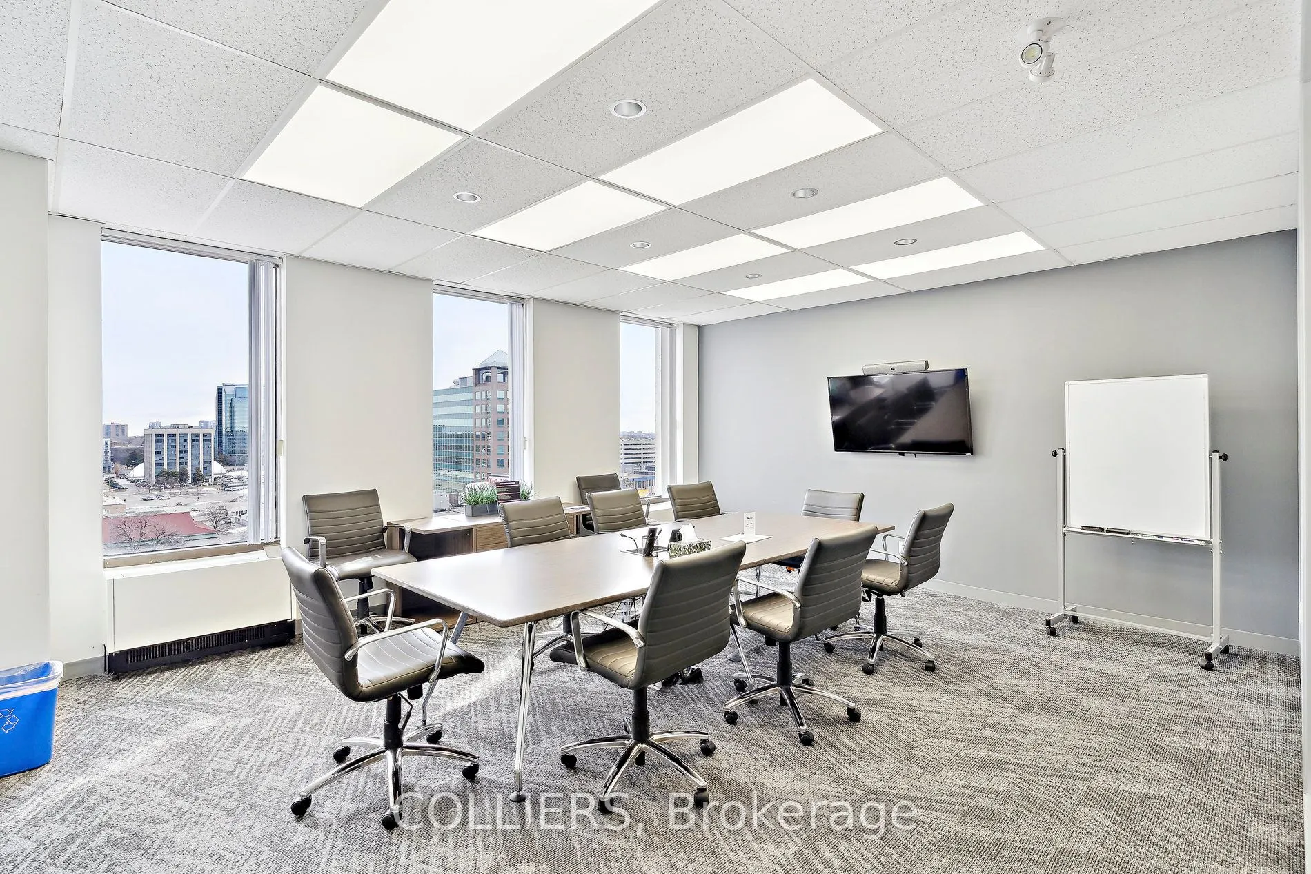 235 Yorkland Boulevard, #900