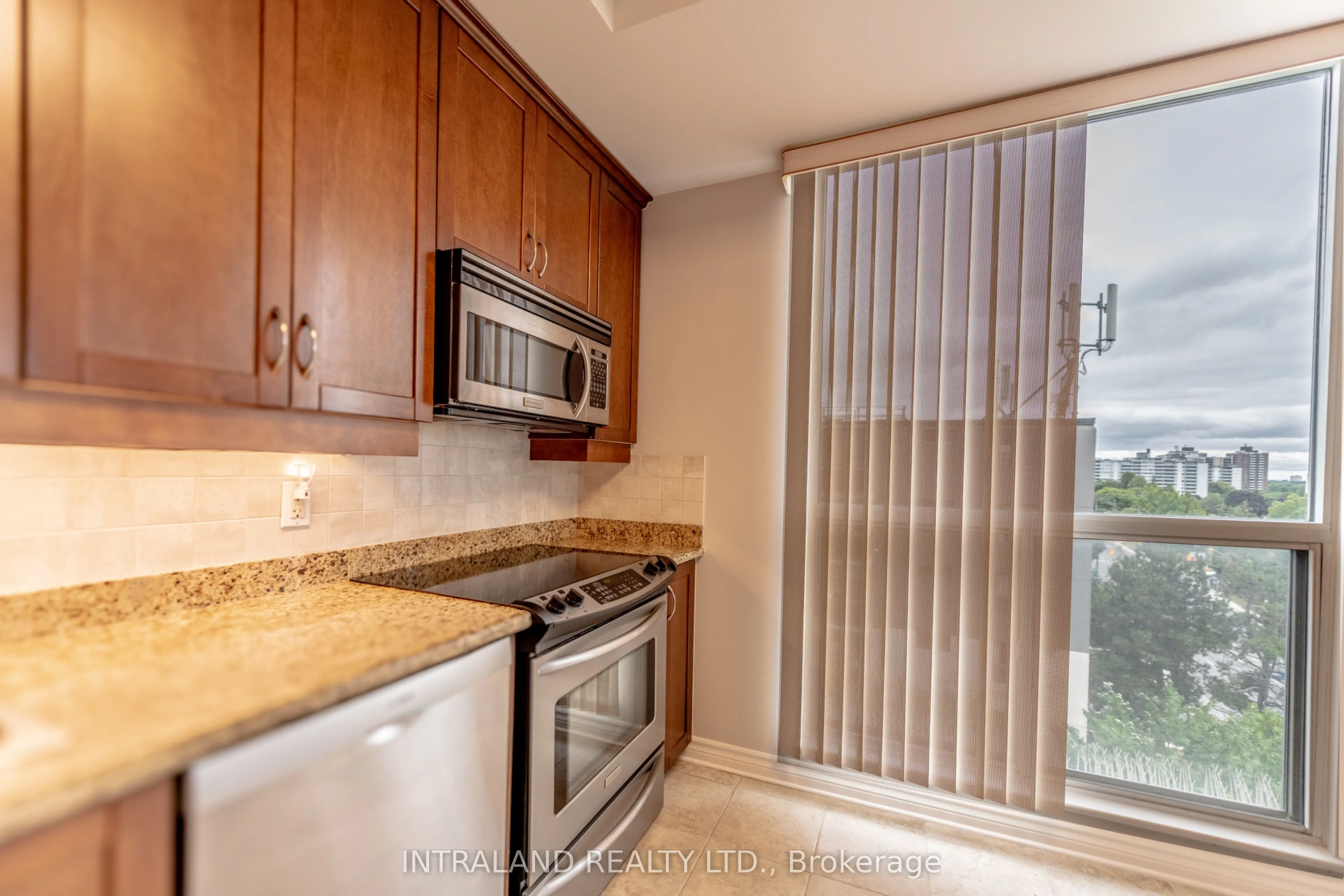 4200 Bathurst Street, #705