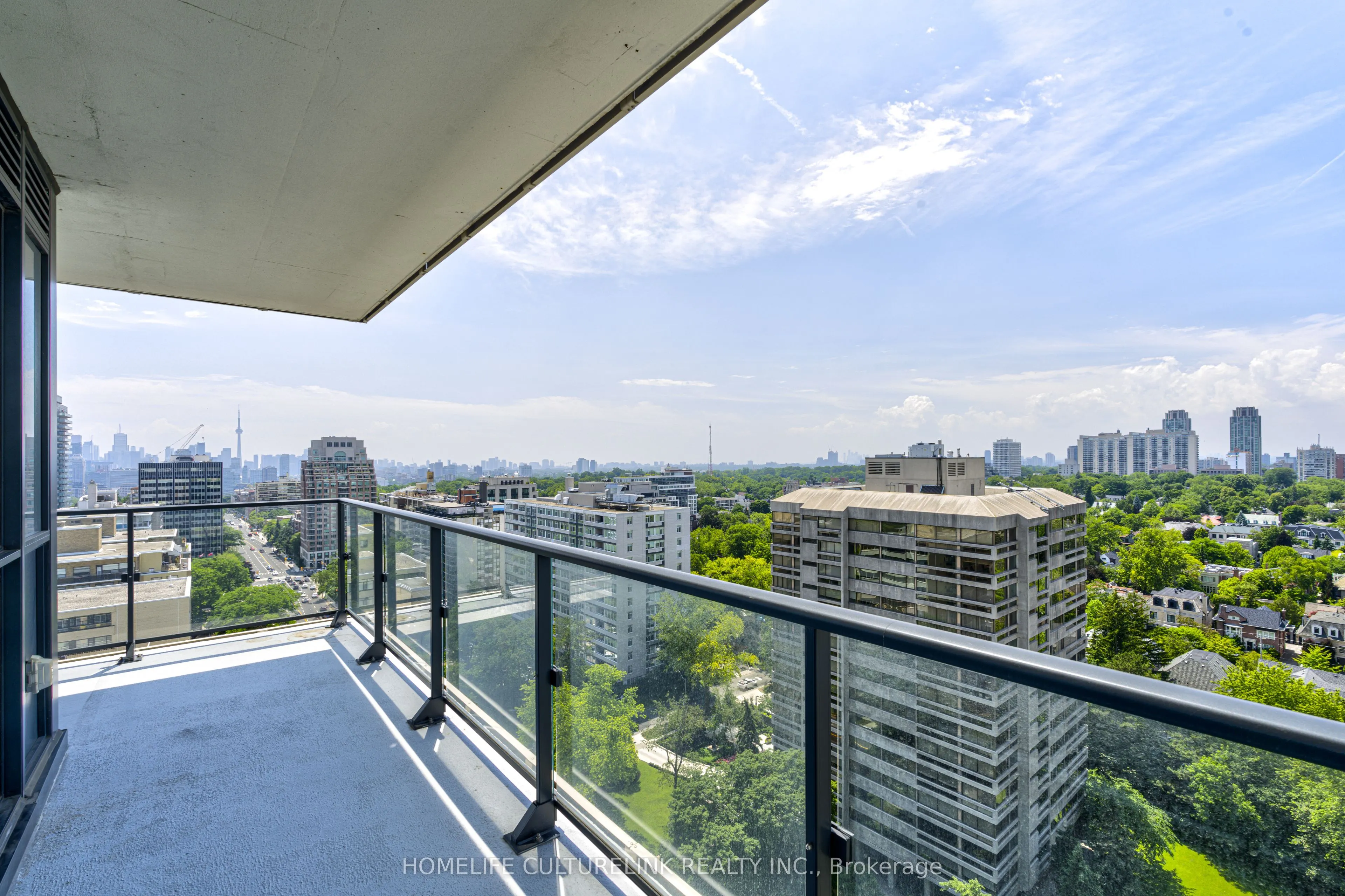 609 Avenue Road, #1704
