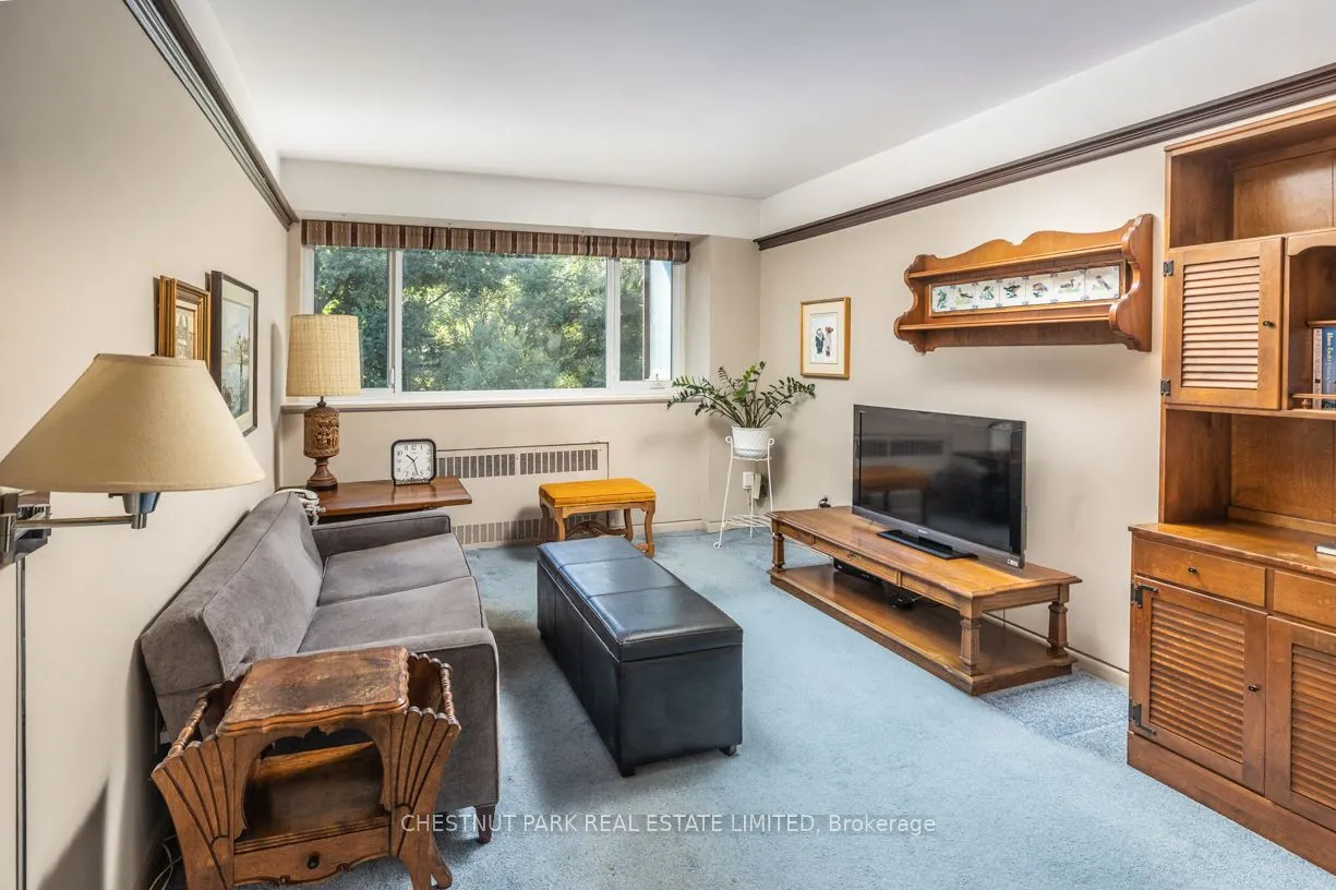 120 Rosedale Valley Road S, #810