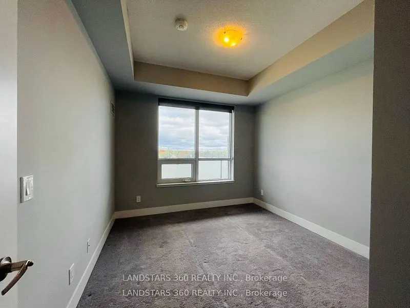 7 Kenaston Gardens, #520