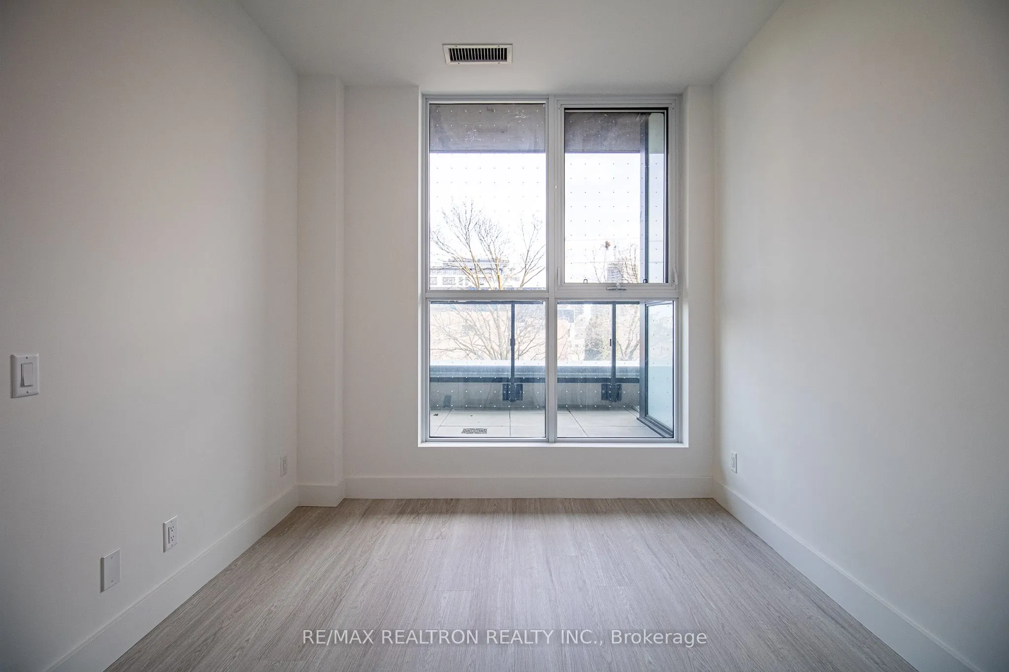 6 Greenbriar Road, #218