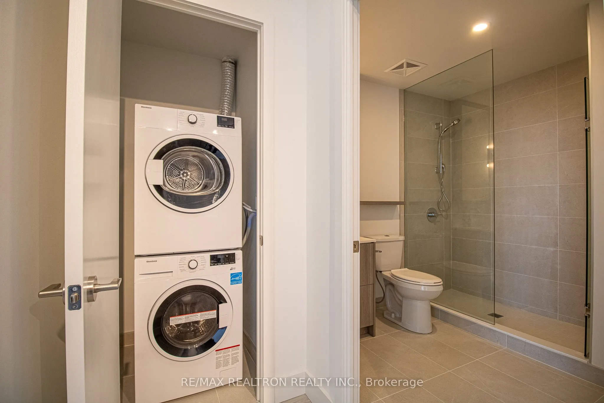 6 Greenbriar Road, #218