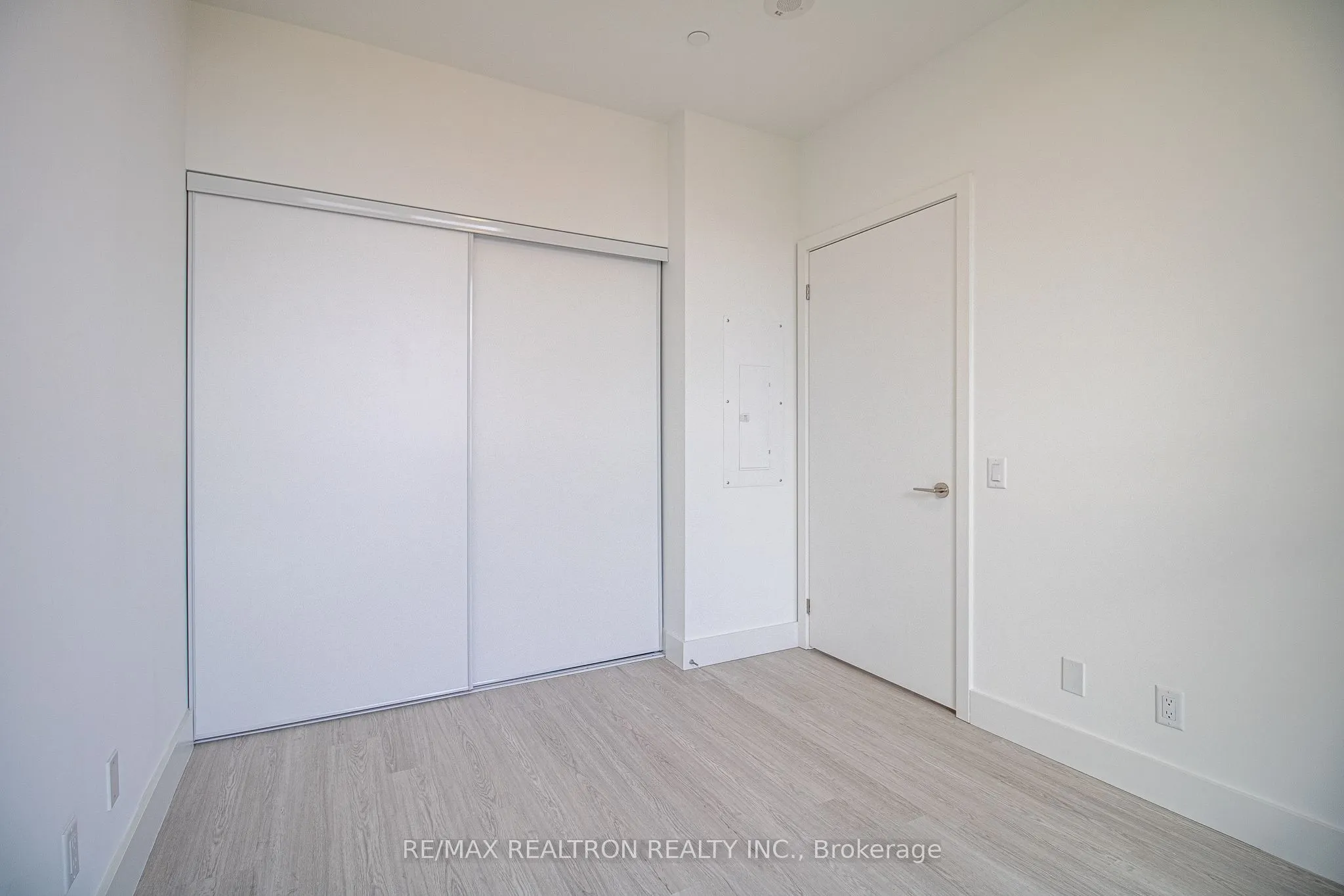 6 Greenbriar Road, #218