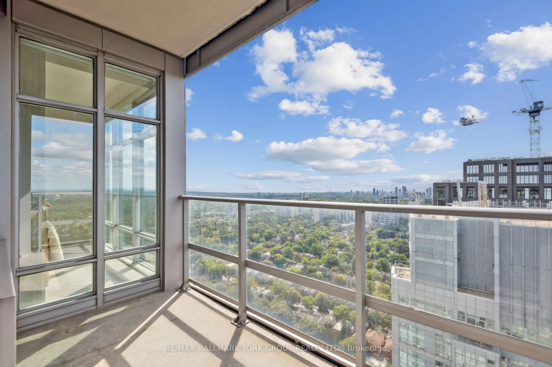2191 Yonge Street