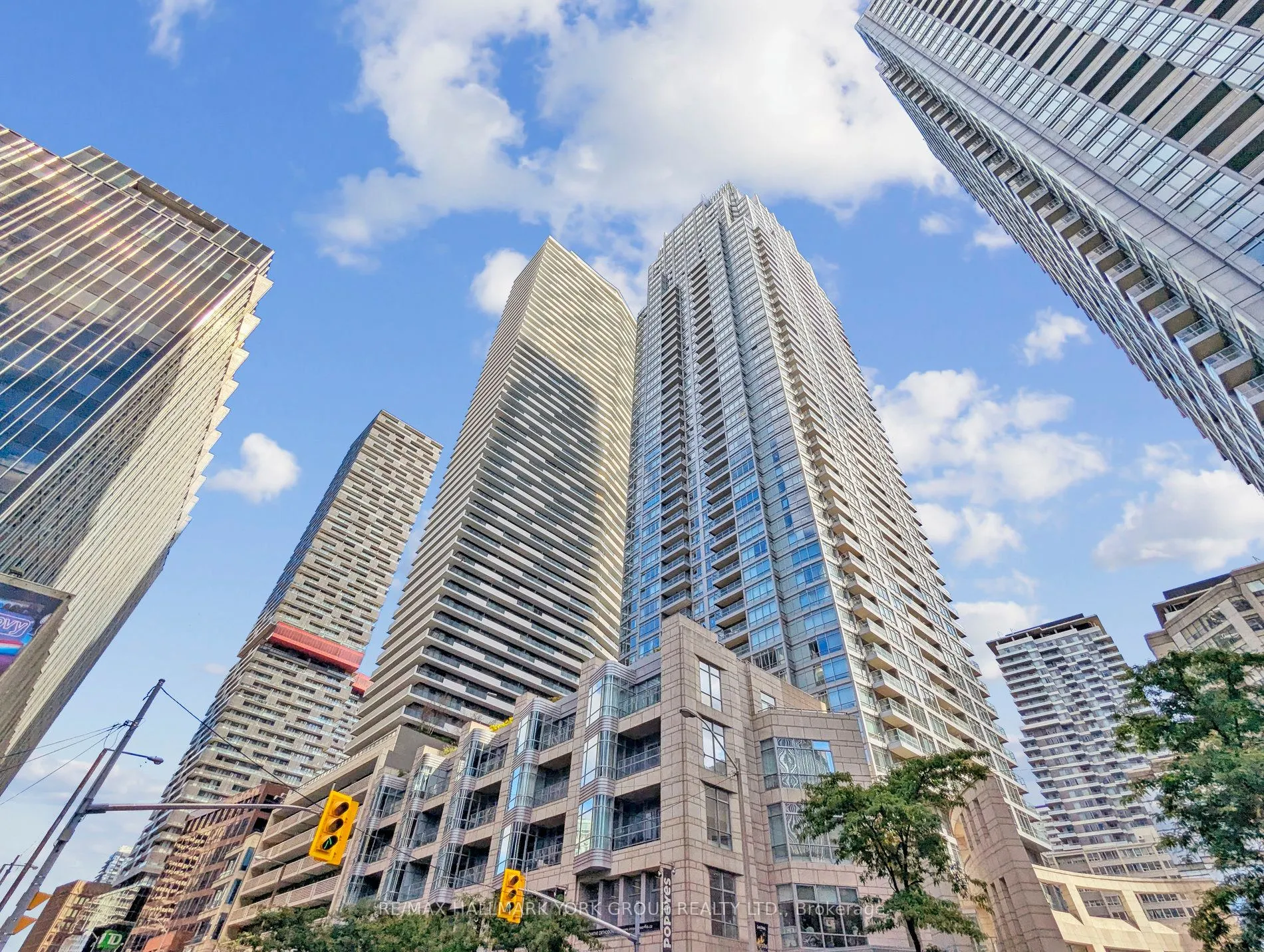 2191 Yonge Street