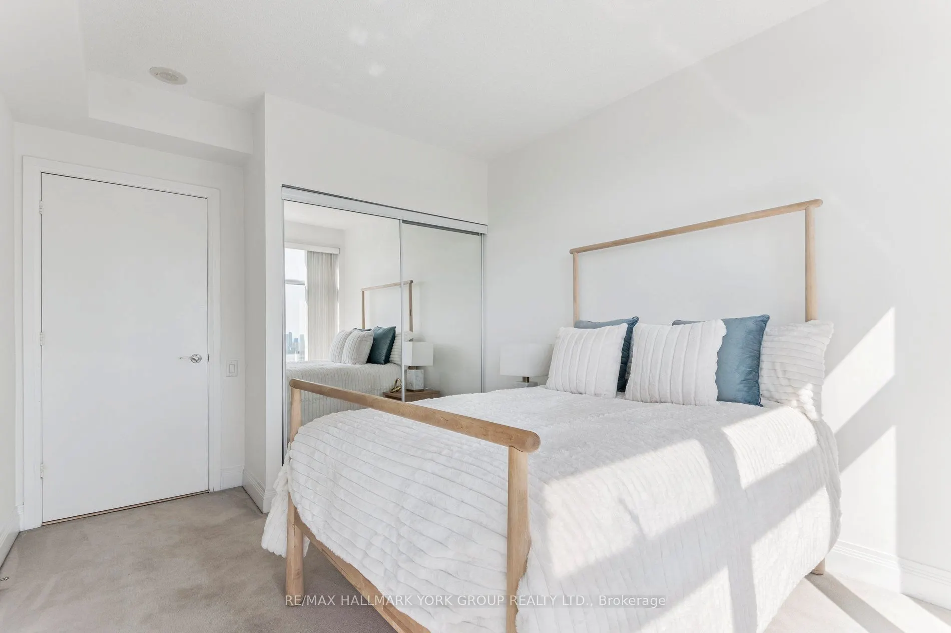 2191 Yonge Street, #4505